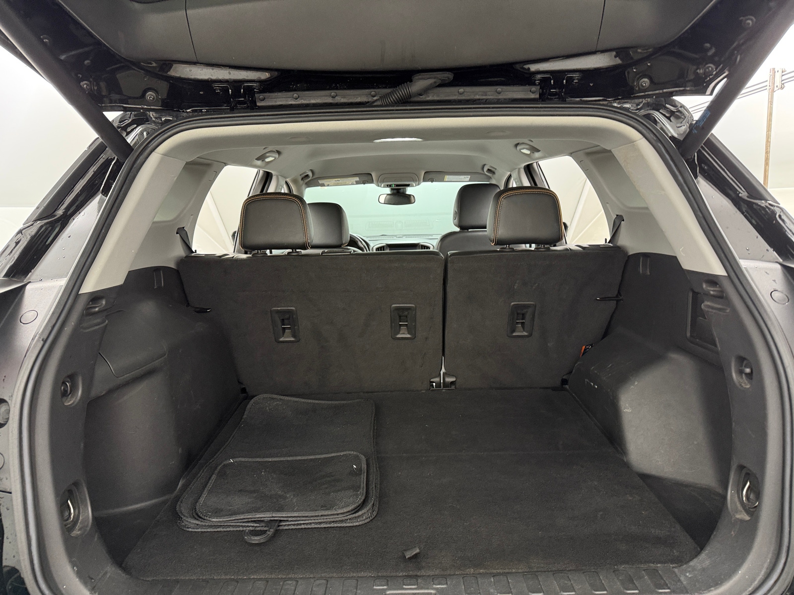 Thumbnail: 2022 GMC Terrain - 6