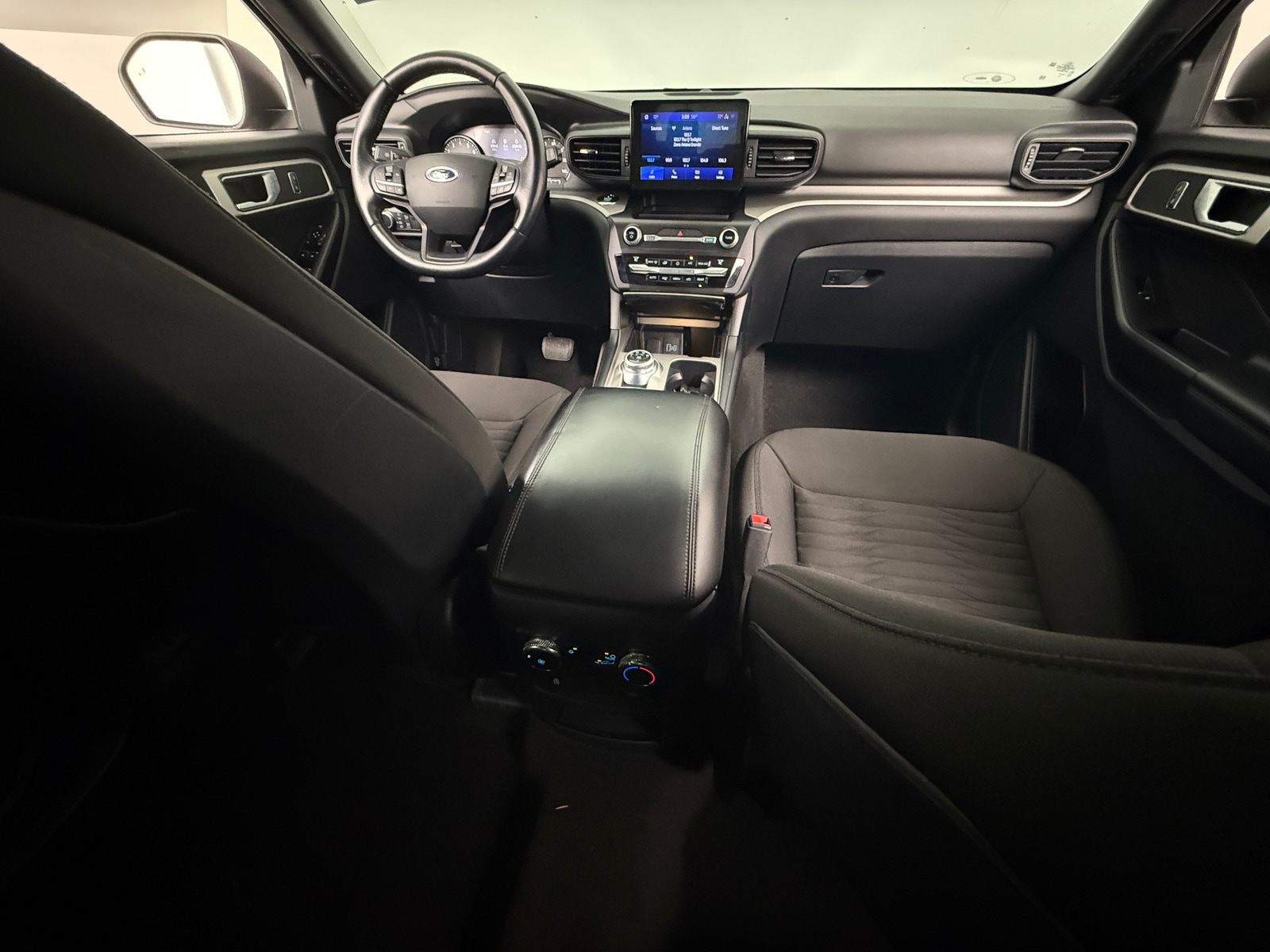 Thumbnail: 2020 Ford Explorer - 3