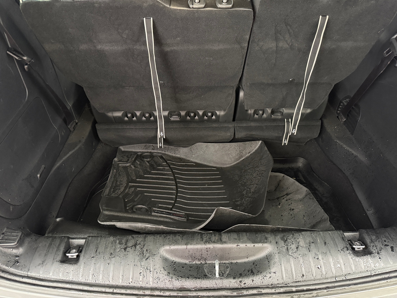 Thumbnail: 2023 Chrysler Pacifica - 6