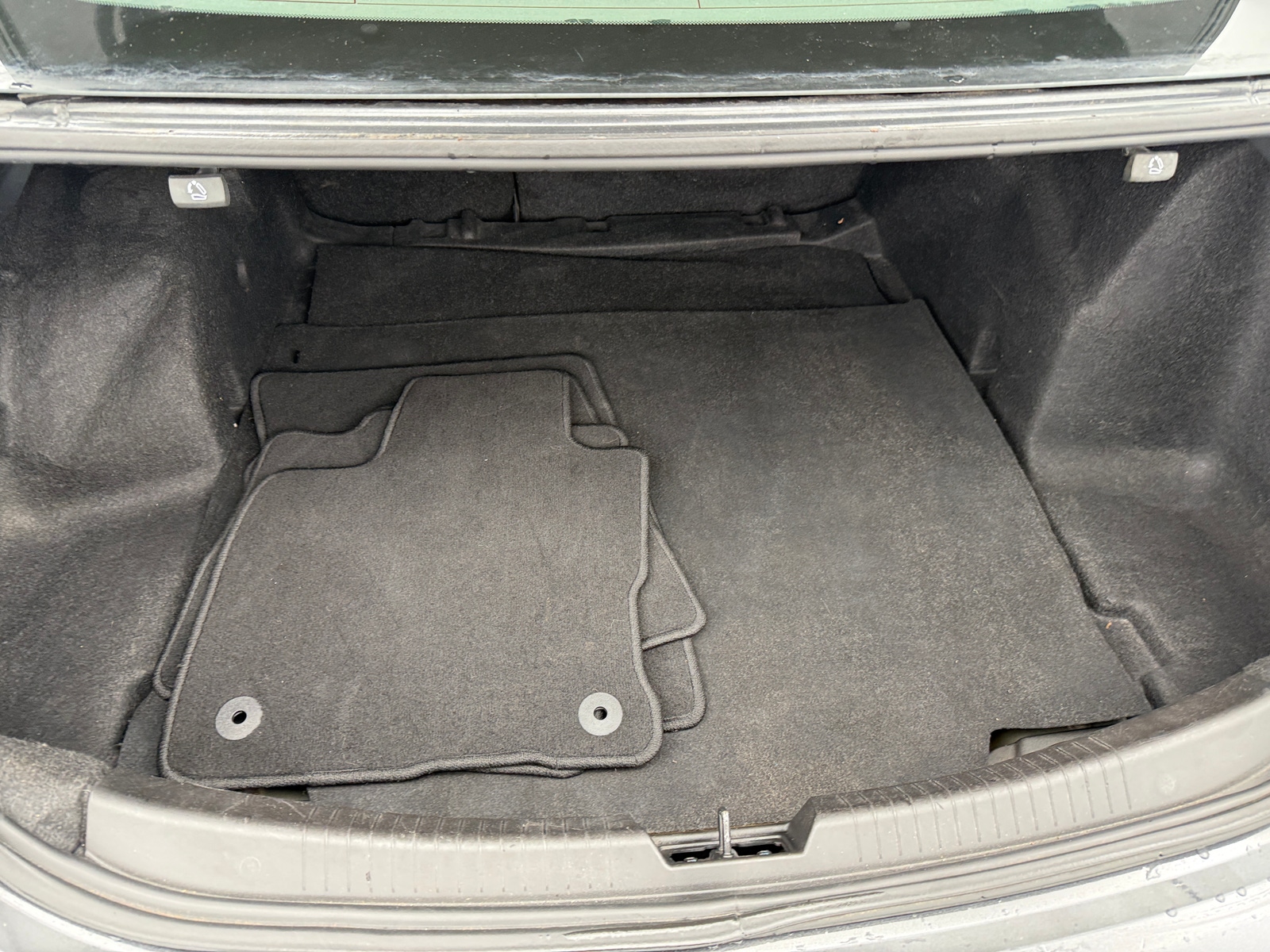 Thumbnail: 2016 Chevrolet Malibu - 6