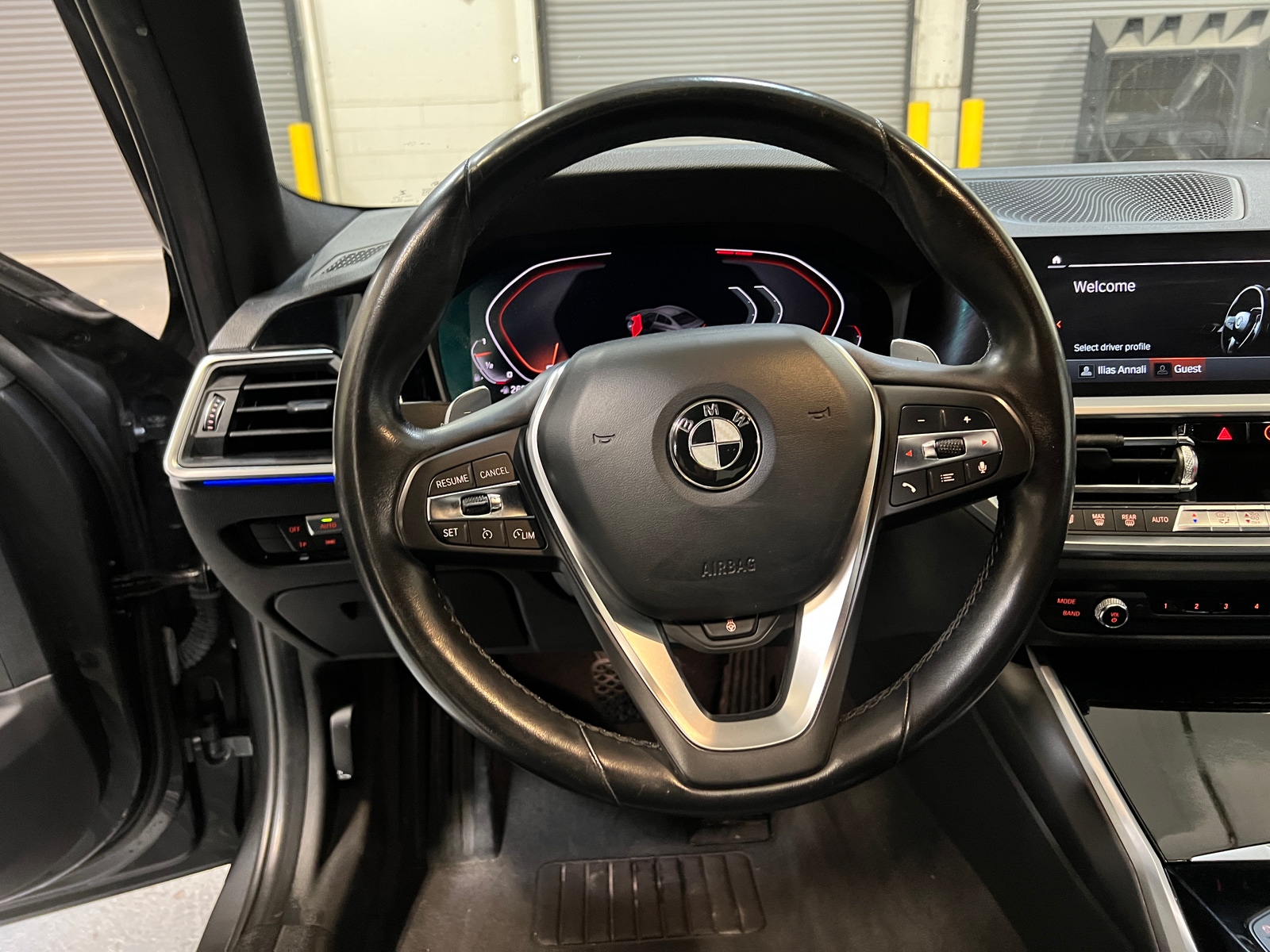 Thumbnail: 2019 BMW 3 Series - 4