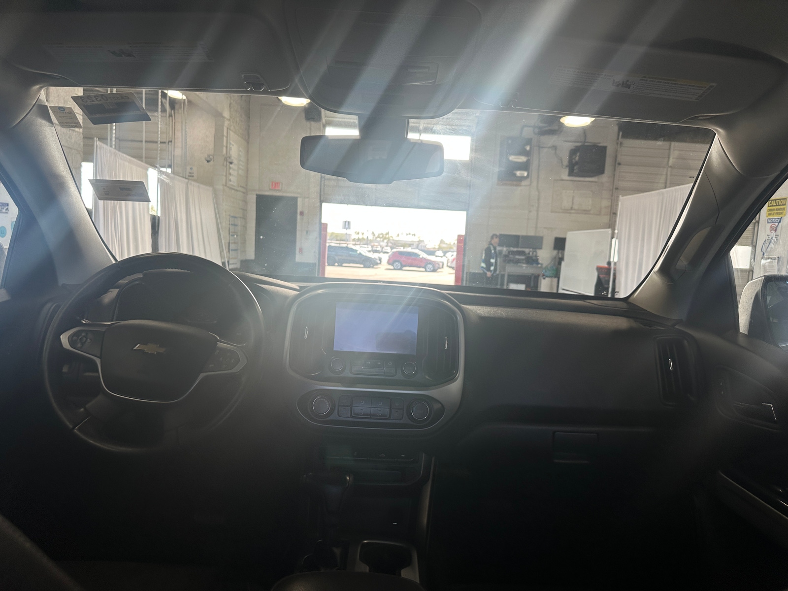 Thumbnail: 2018 Chevrolet Colorado - 3