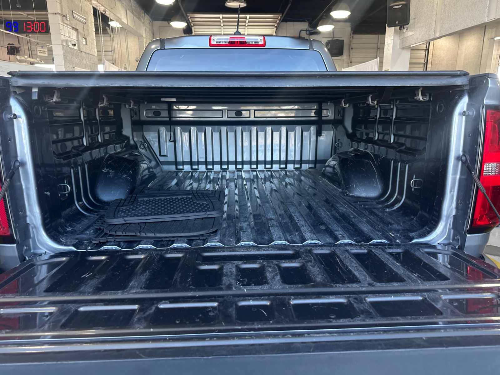 Thumbnail: 2018 Chevrolet Colorado - 7