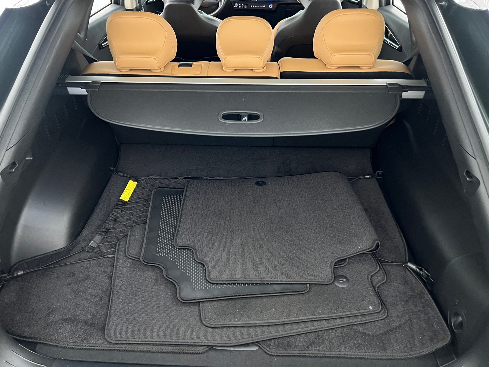 Thumbnail: 2023 Kia EV6 - 6