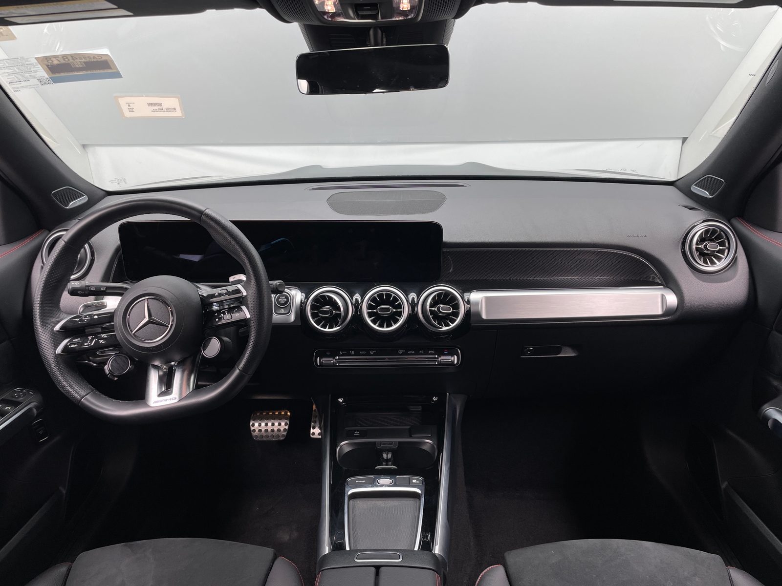 Thumbnail: 2025 Mercedes-Benz GLB - 3