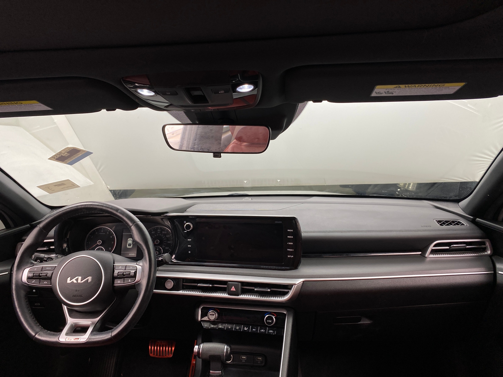 Thumbnail: 2022 Kia K5 - 2