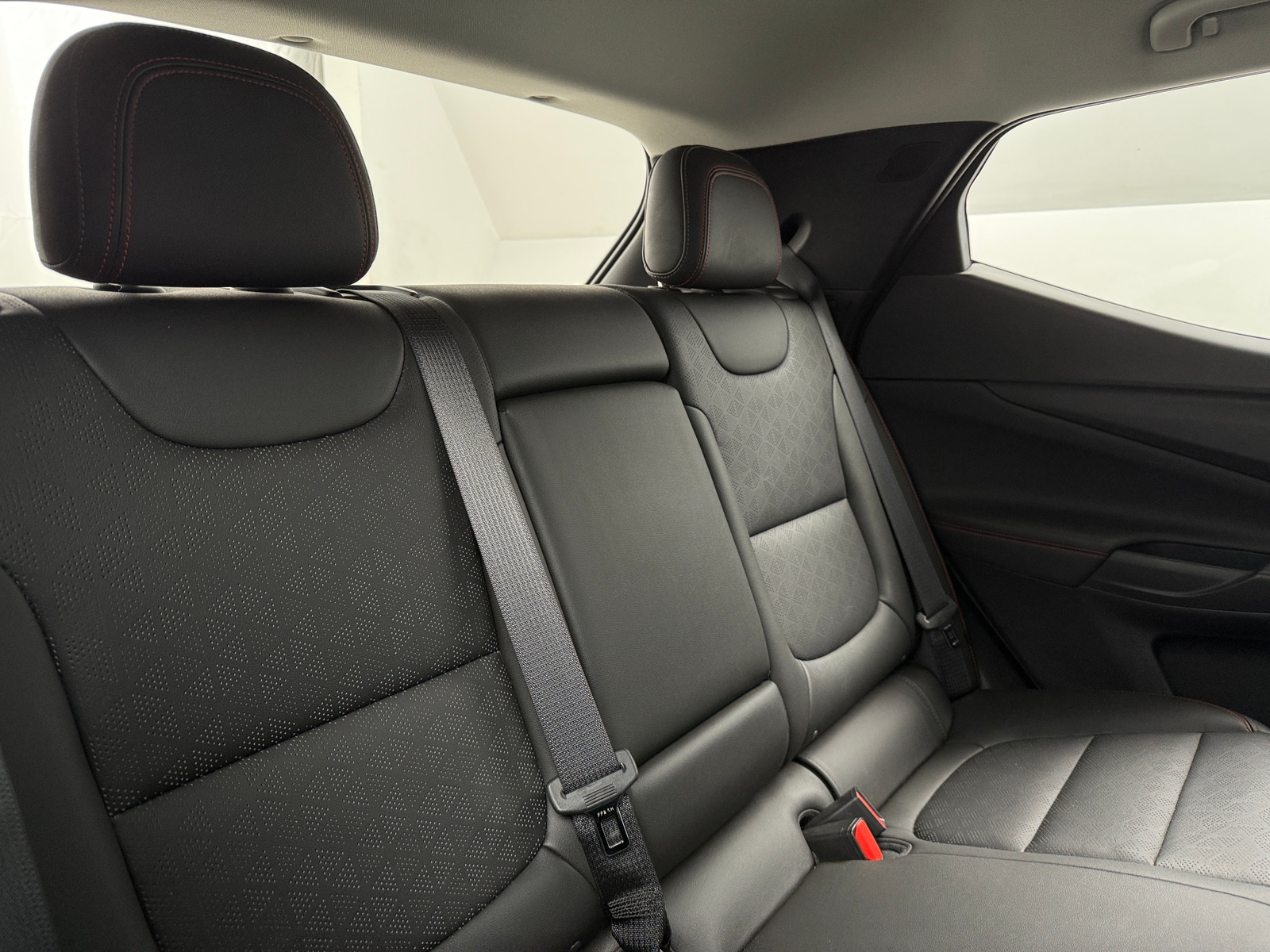 Thumbnail: 2023 Chevrolet Bolt EUV - 5