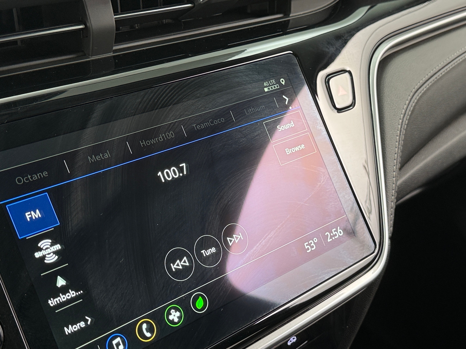 Thumbnail: 2023 Chevrolet Bolt EUV - 3