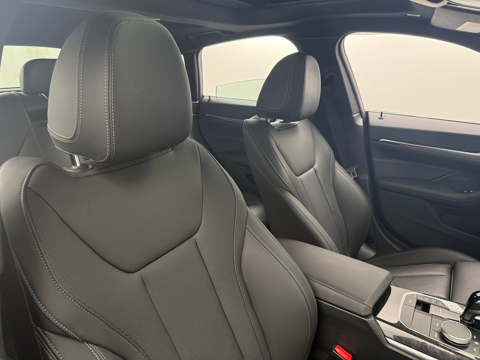 Thumbnail: 2022 BMW 4 Series - 2