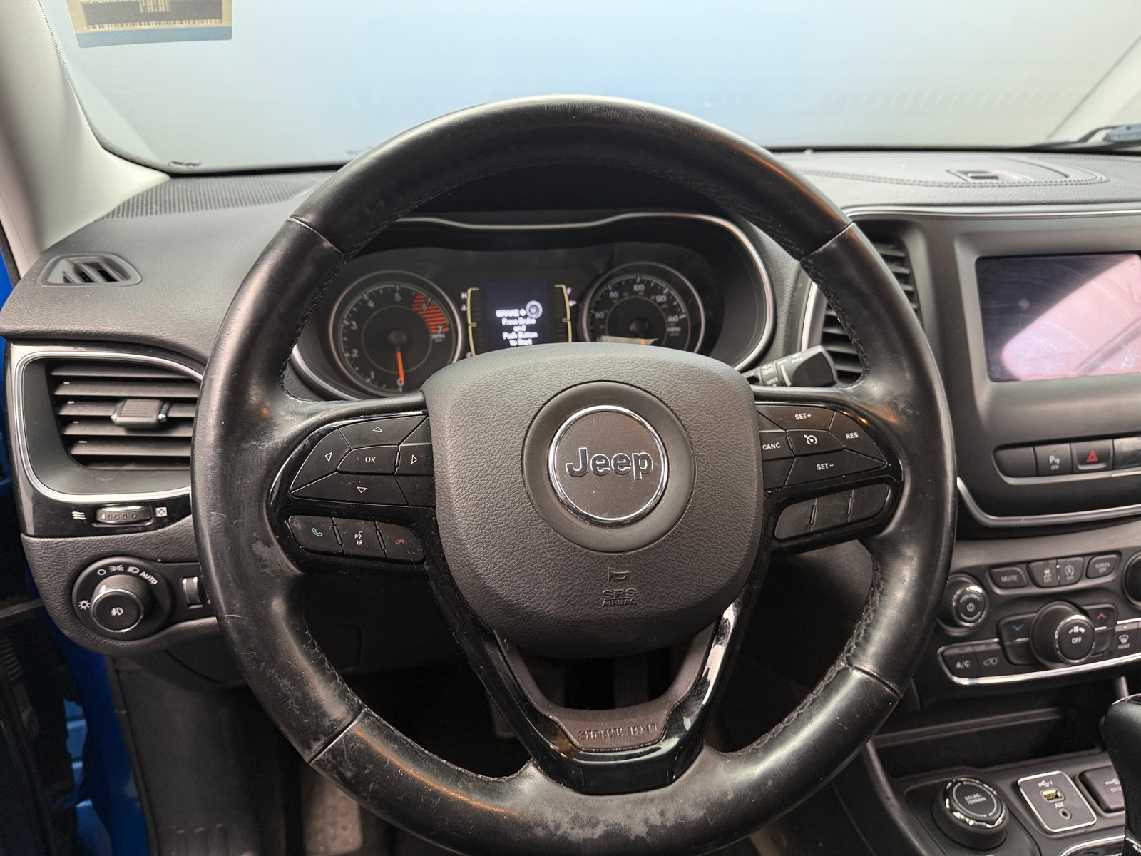 Thumbnail: 2020 Jeep Cherokee - 5