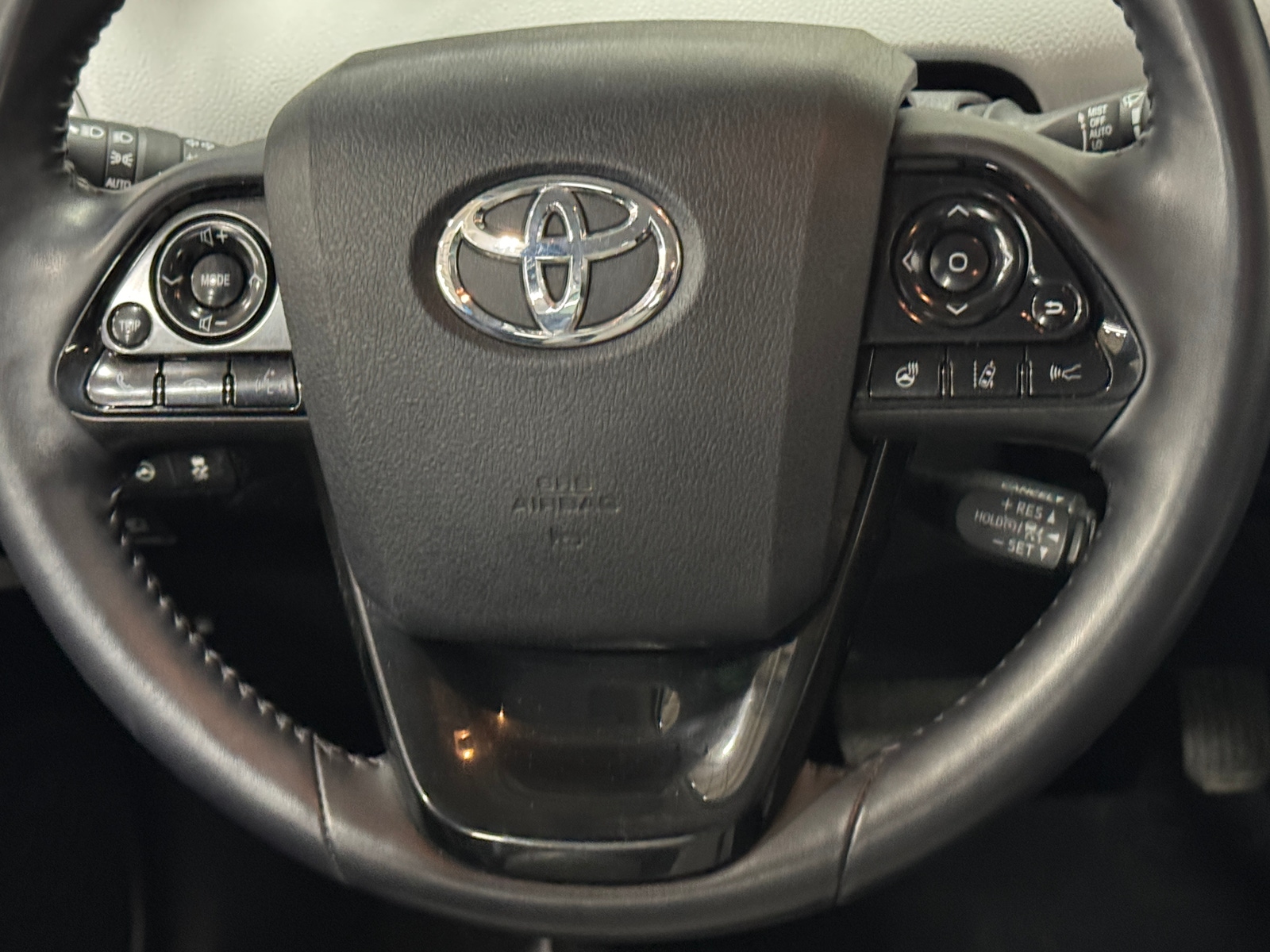 Thumbnail: 2019 Toyota Prius - 4