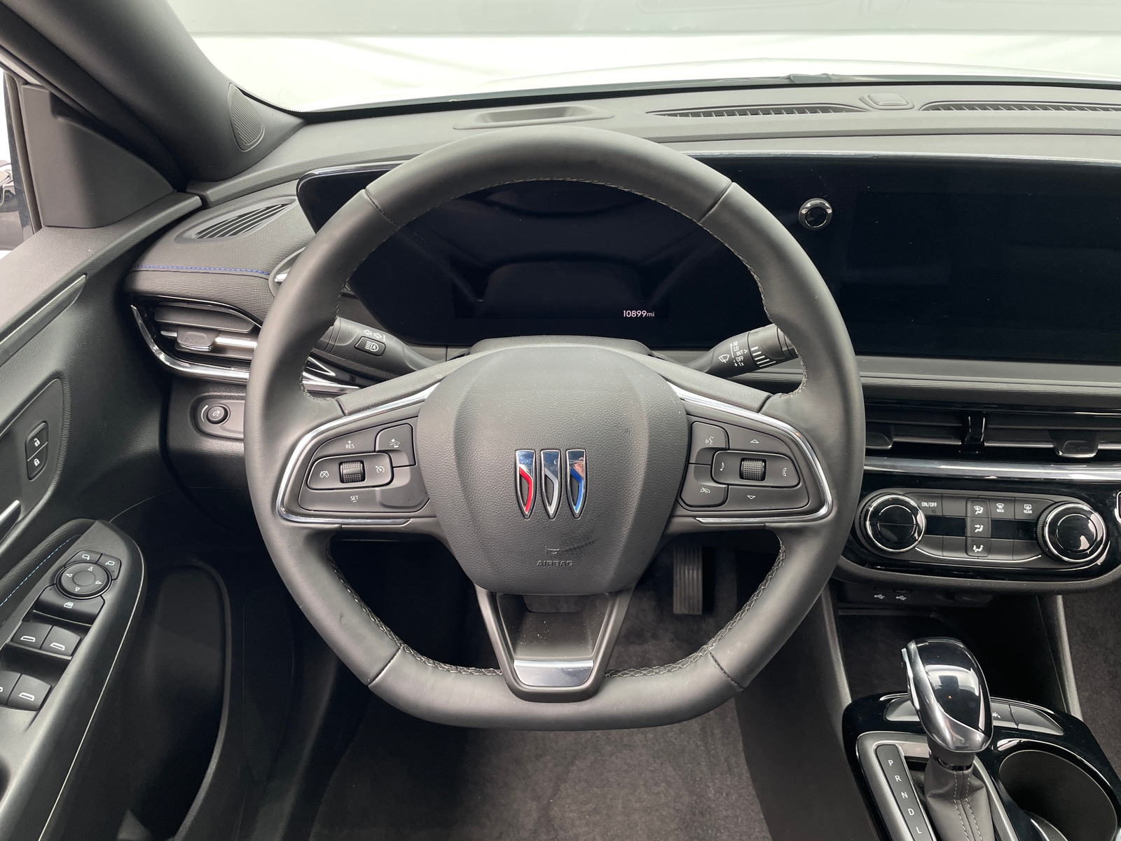 Thumbnail: 2025 Buick Envista - 4