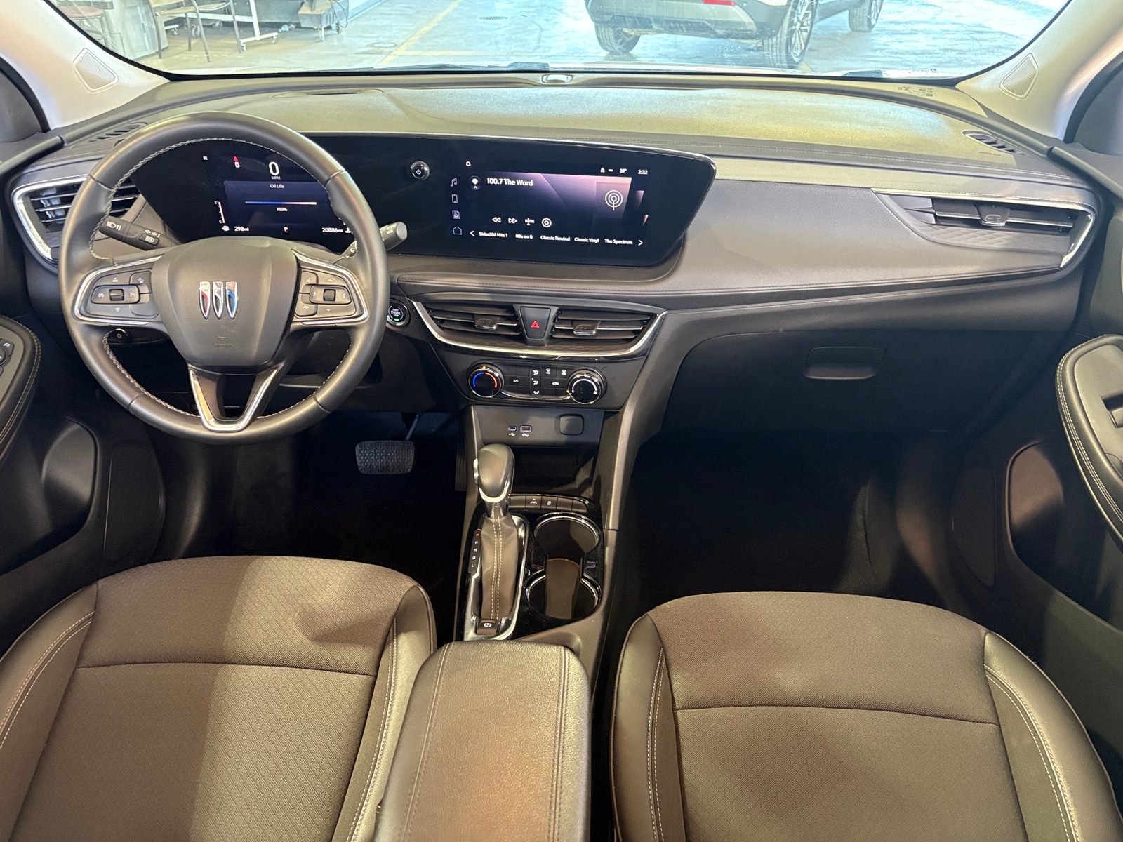 Thumbnail: 2025 Buick Encore GX - 3