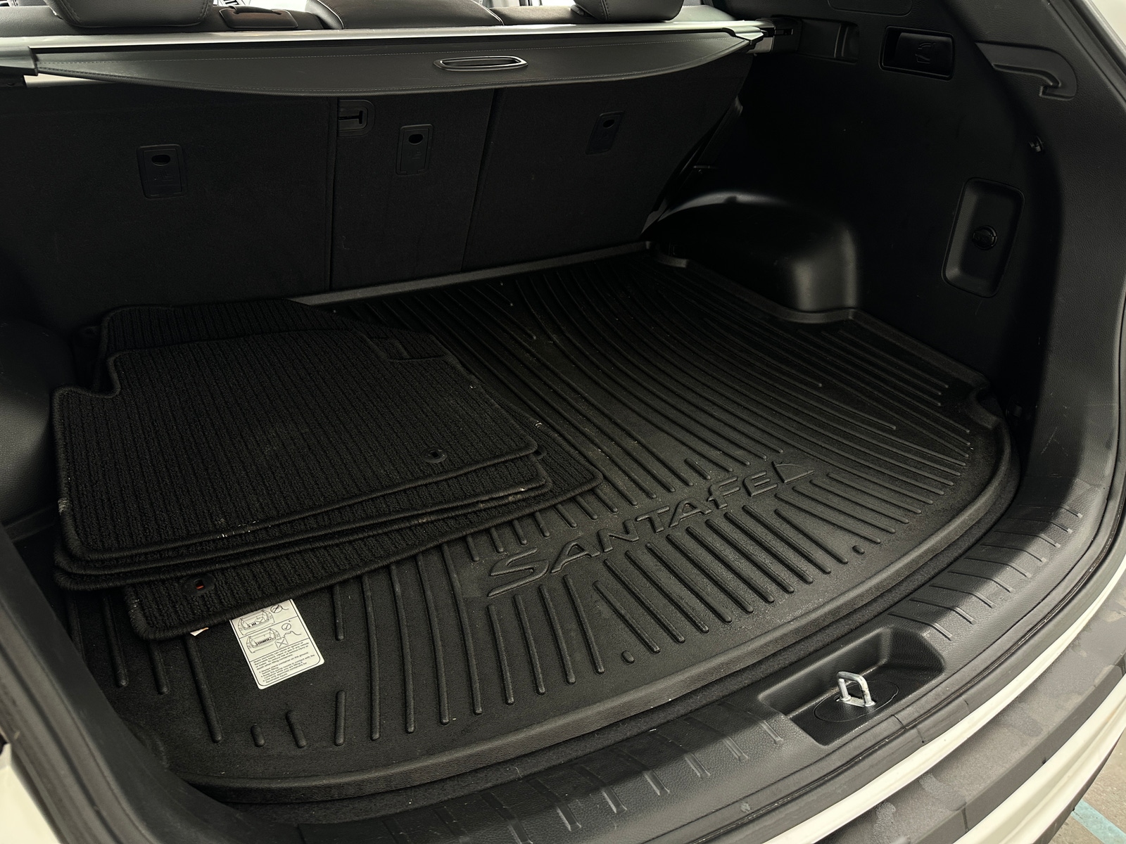 Thumbnail: 2017 Hyundai Santa Fe - 6