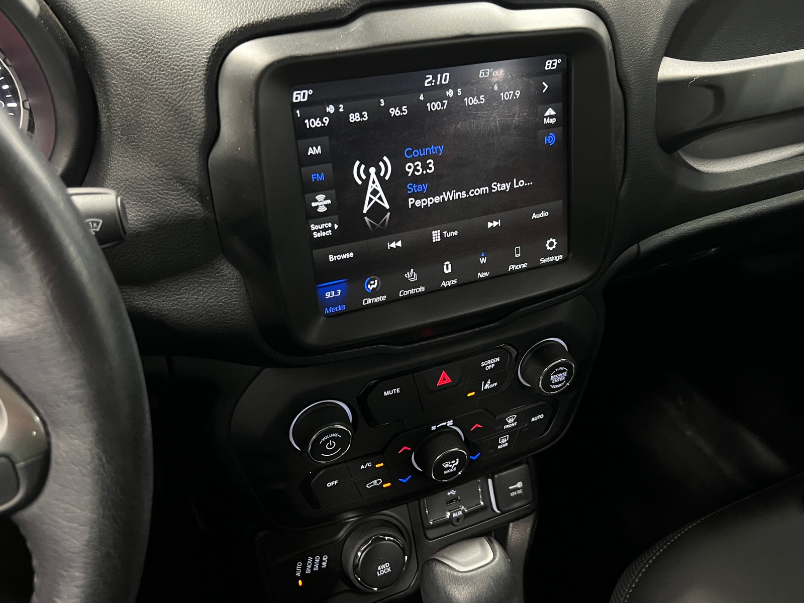 Thumbnail: 2021 Jeep Renegade - 3