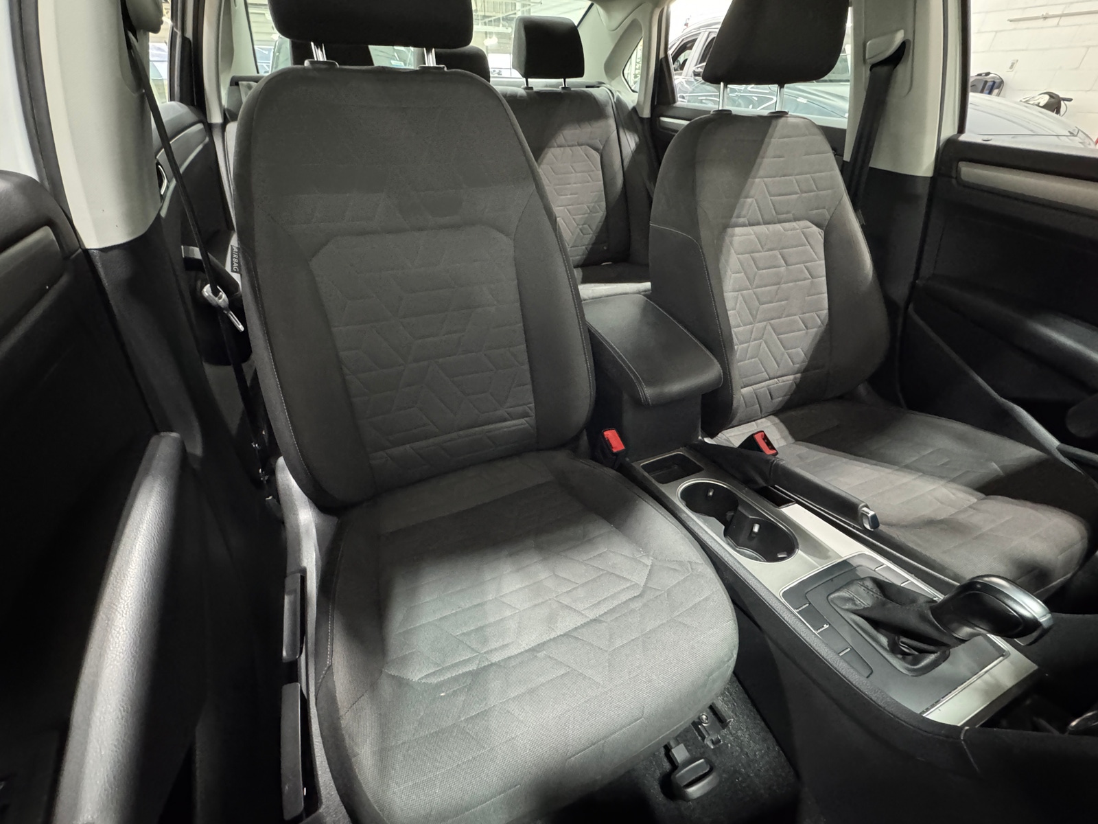 Thumbnail: 2020 Volkswagen Passat - 2