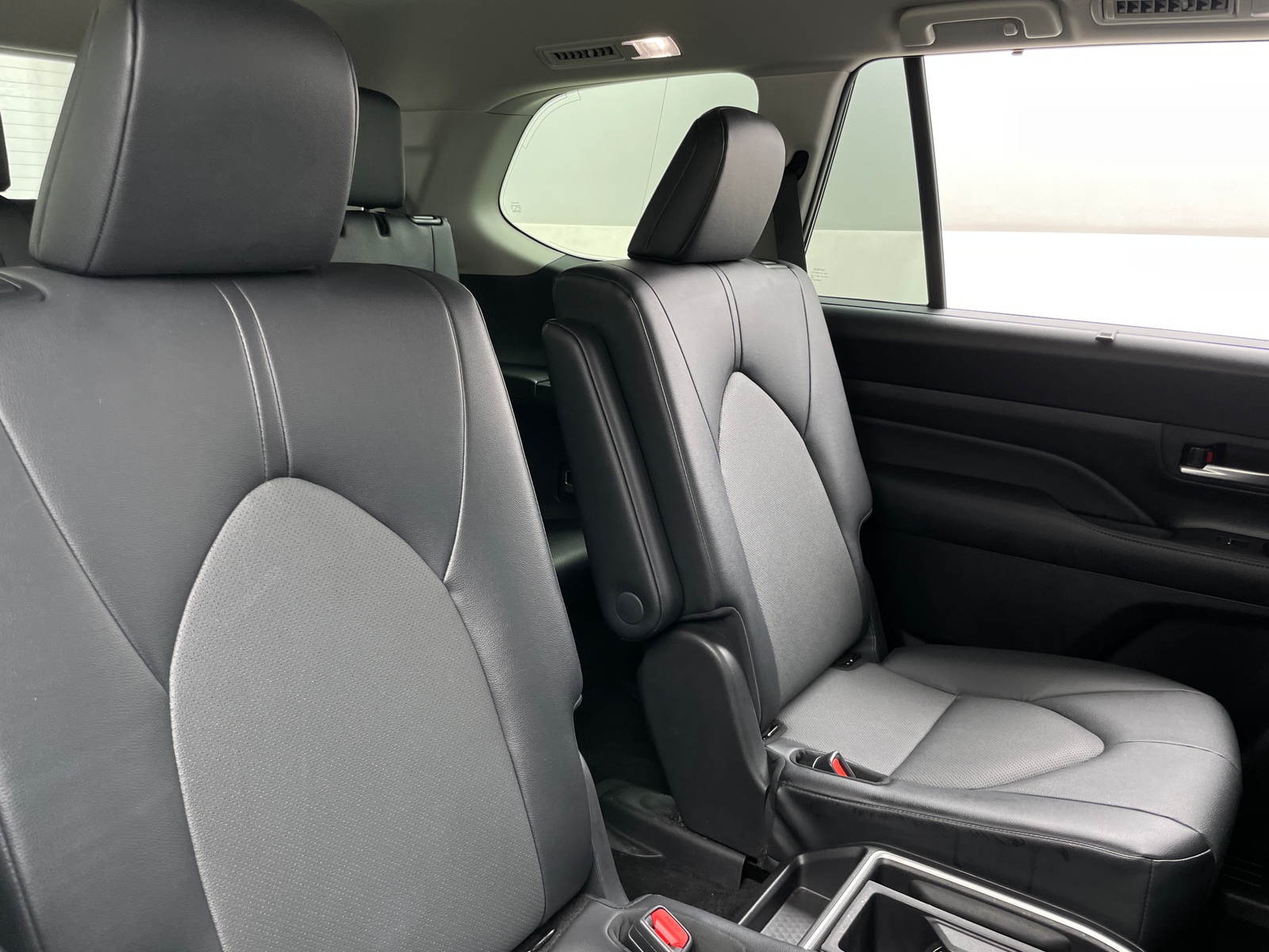 Thumbnail: 2025 Toyota Grand Highlander - 5