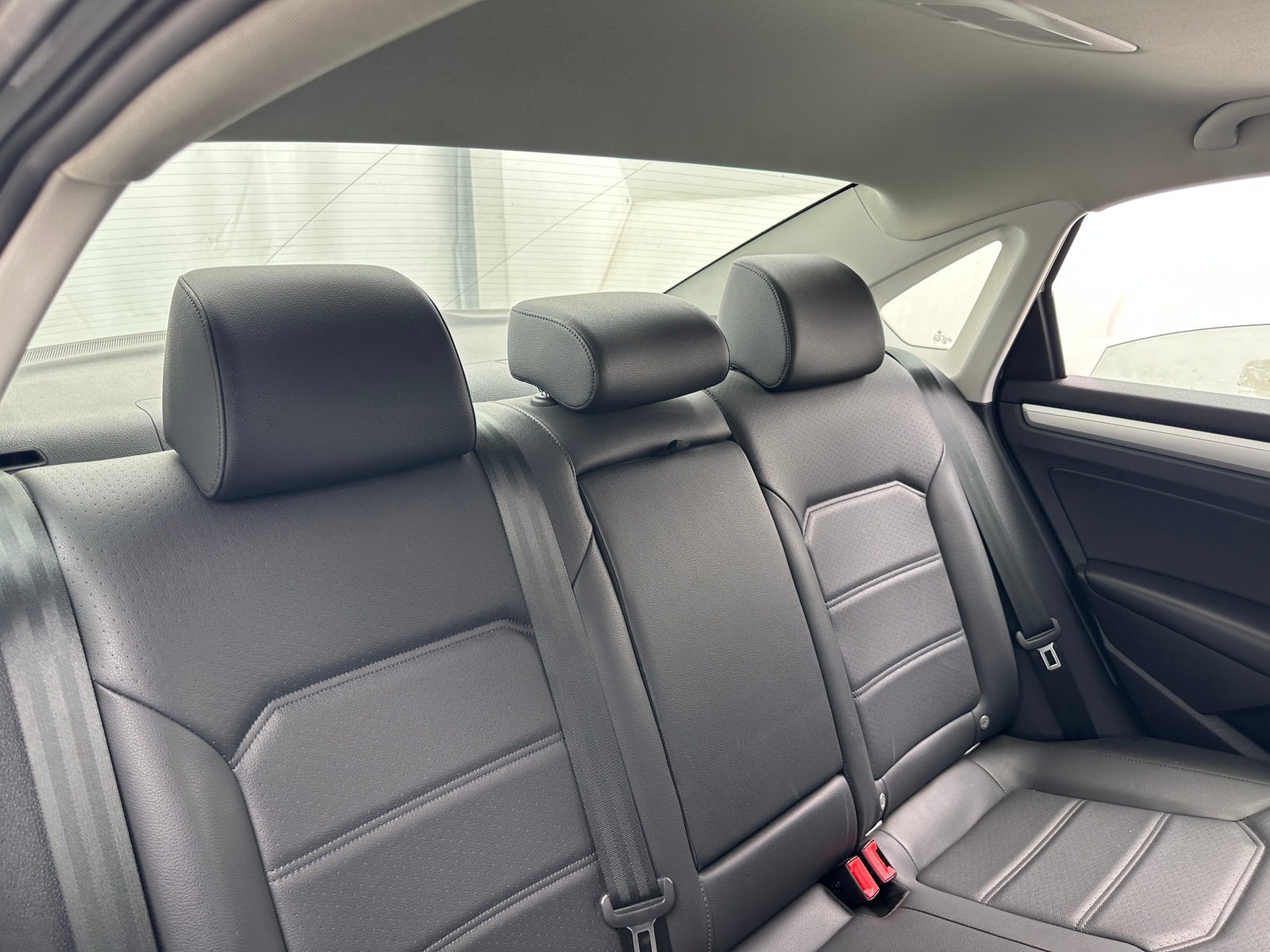 Thumbnail: 2019 Volkswagen Passat - 5