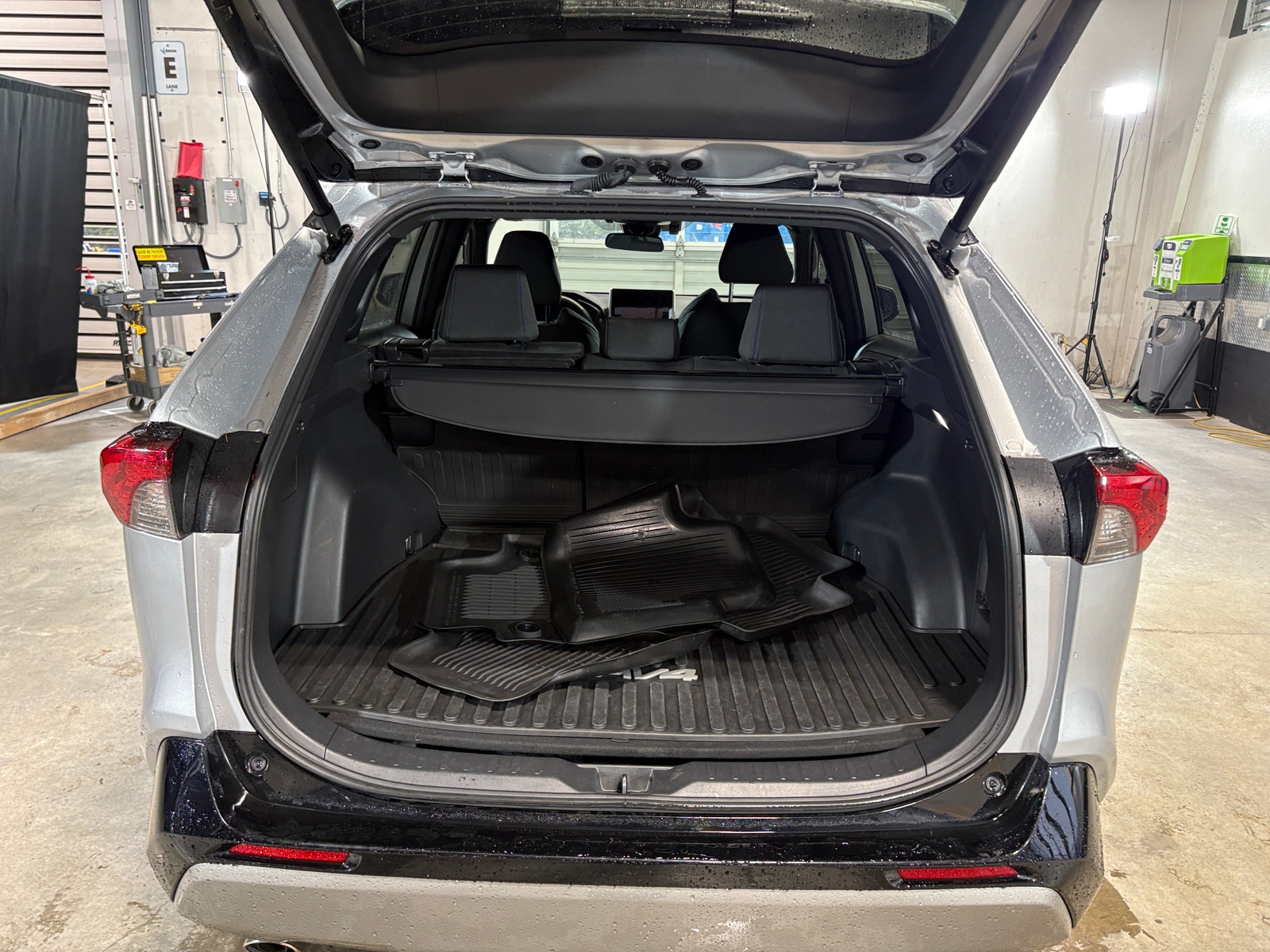 Thumbnail: 2024 Toyota RAV4 - 7