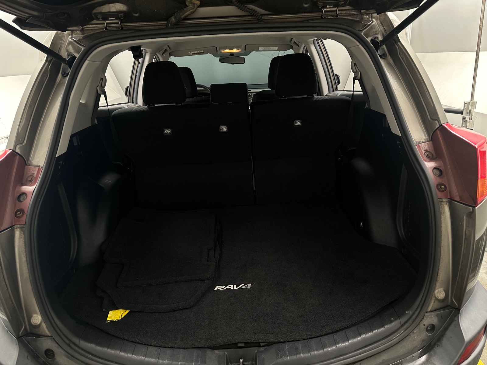 Thumbnail: 2014 Toyota RAV4 - 7