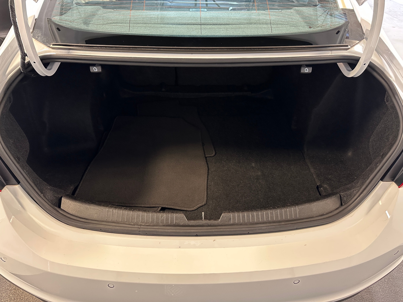 Thumbnail: 2024 Chevrolet Malibu - 7