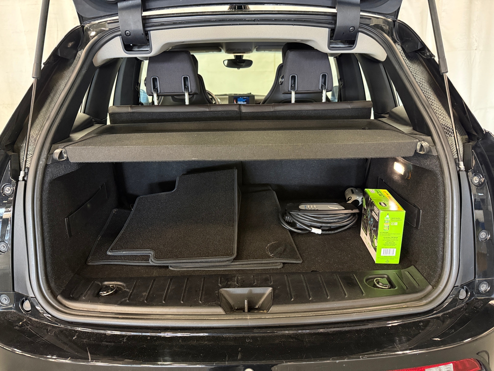 Thumbnail: 2016 BMW i3 - 6