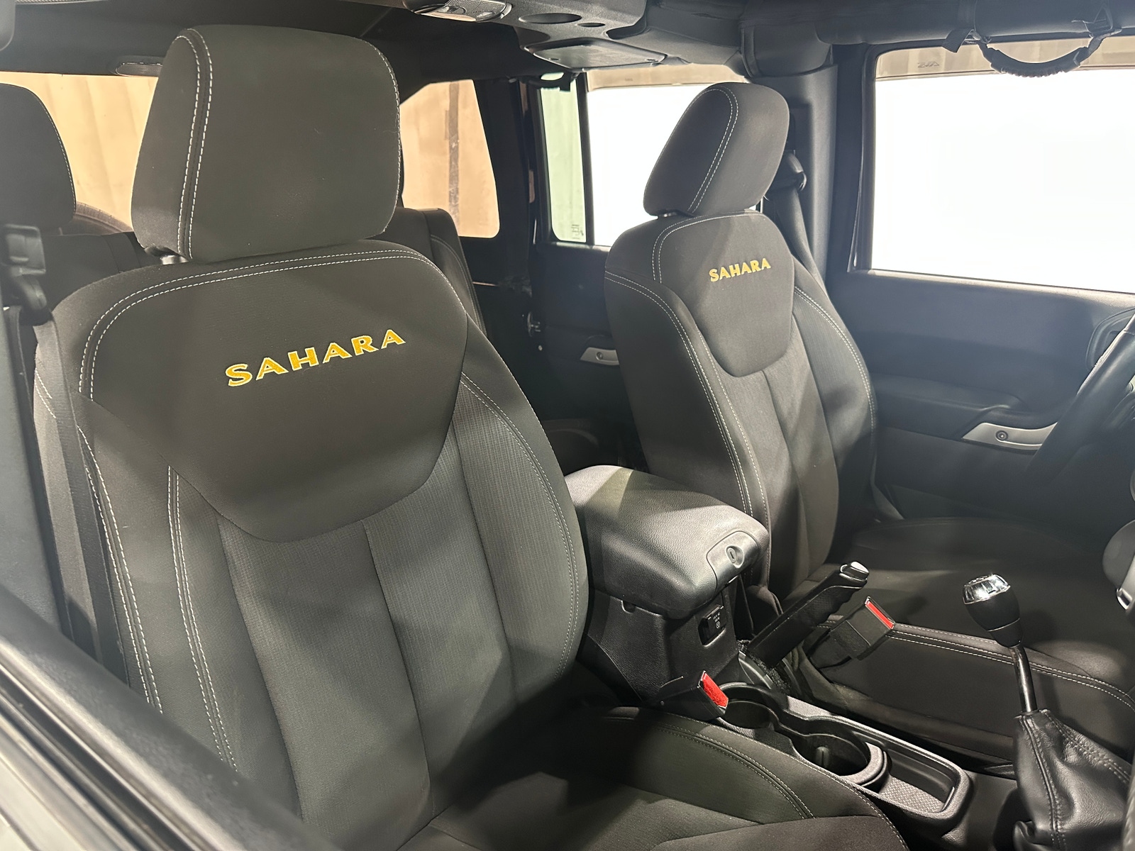 Thumbnail: 2015 Jeep Wrangler - 2