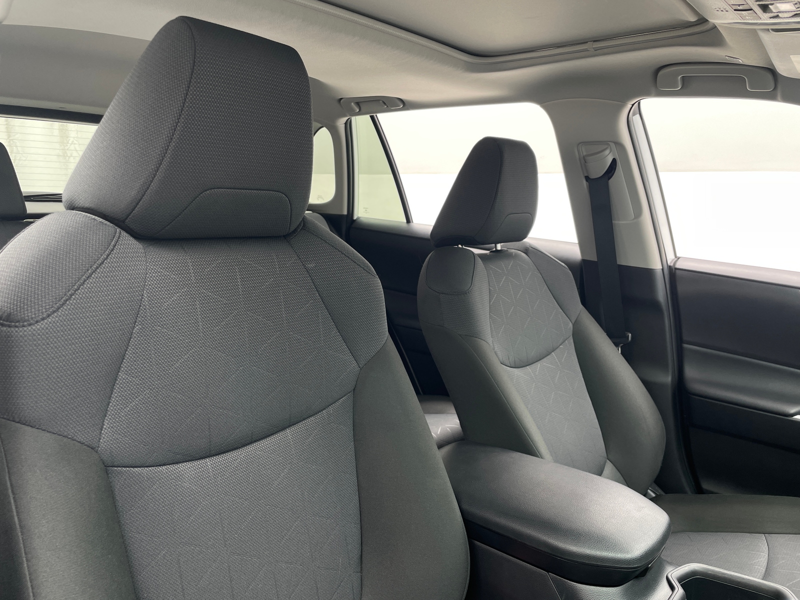 Thumbnail: 2025 Toyota RAV4 - 2