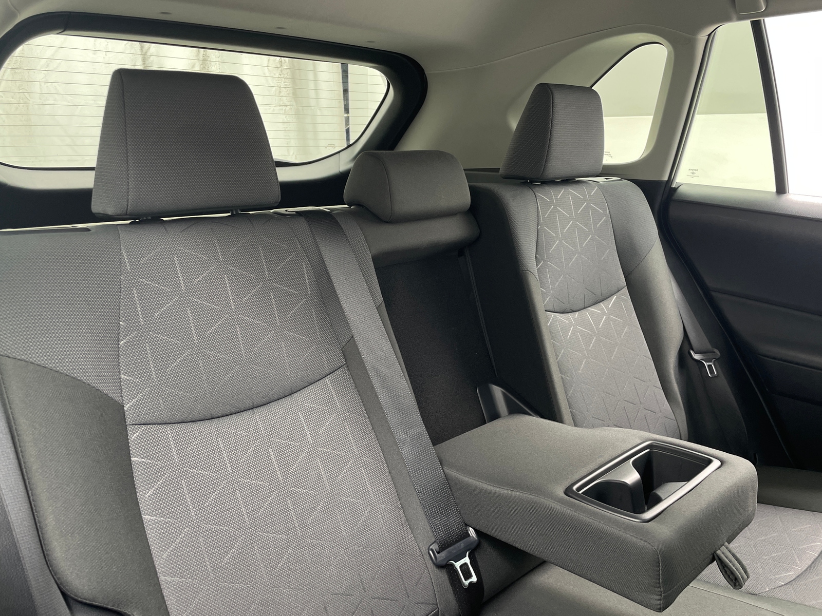 Thumbnail: 2025 Toyota RAV4 - 6