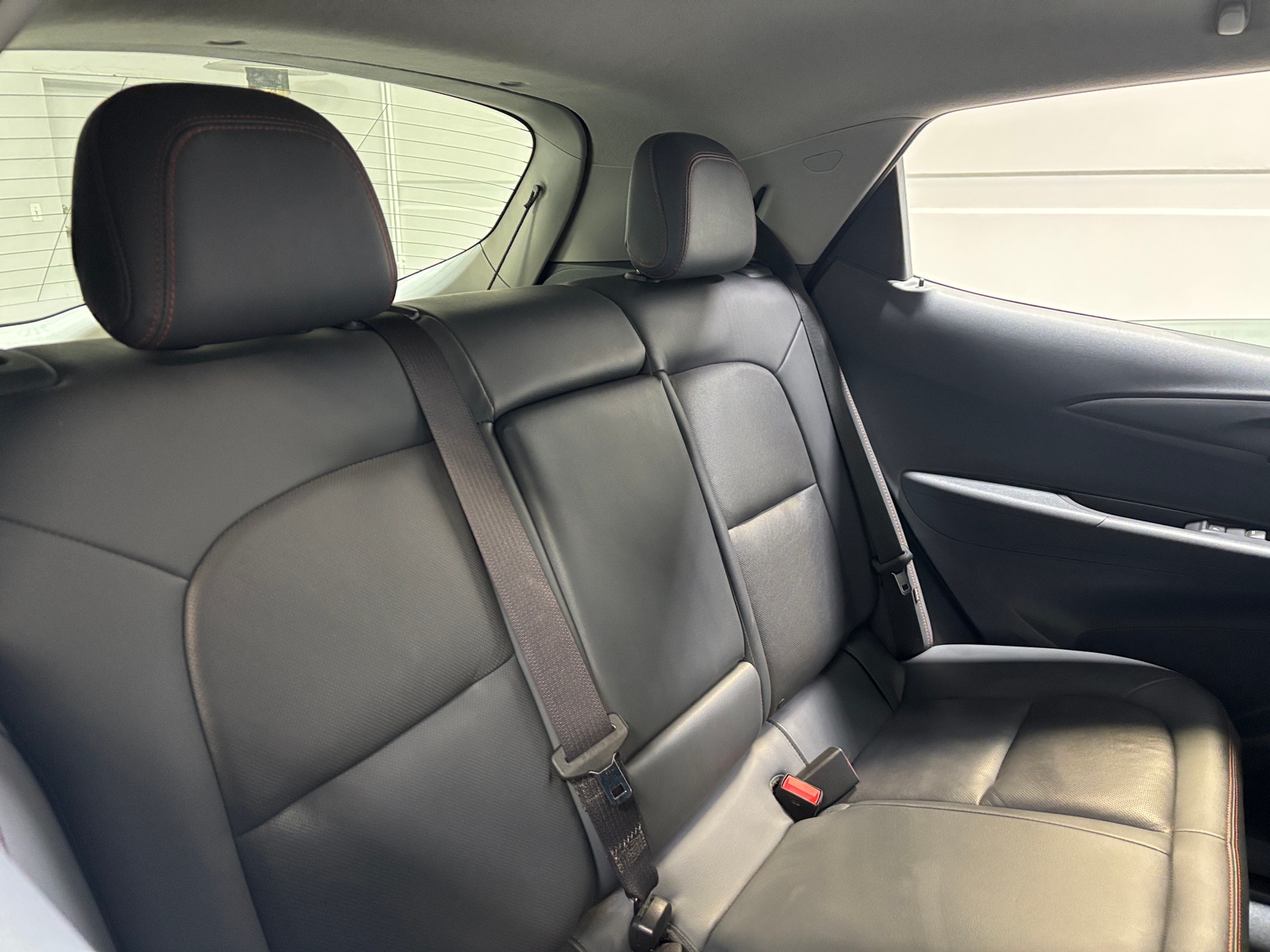 Thumbnail: 2017 Chevrolet Bolt EV - 5