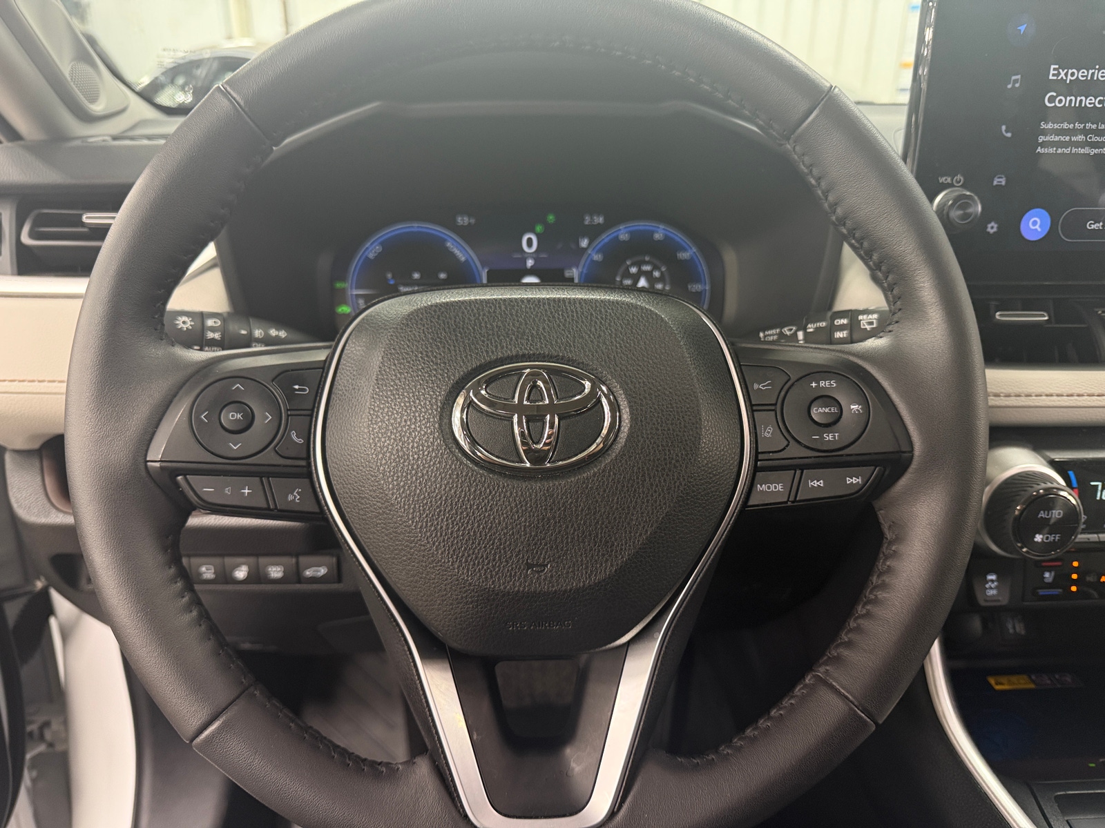 Thumbnail: 2024 Toyota RAV4 - 4