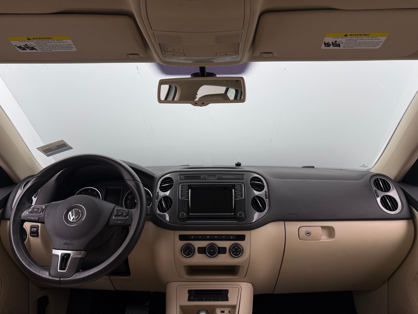 Thumbnail: 2017 Volkswagen Tiguan - 2