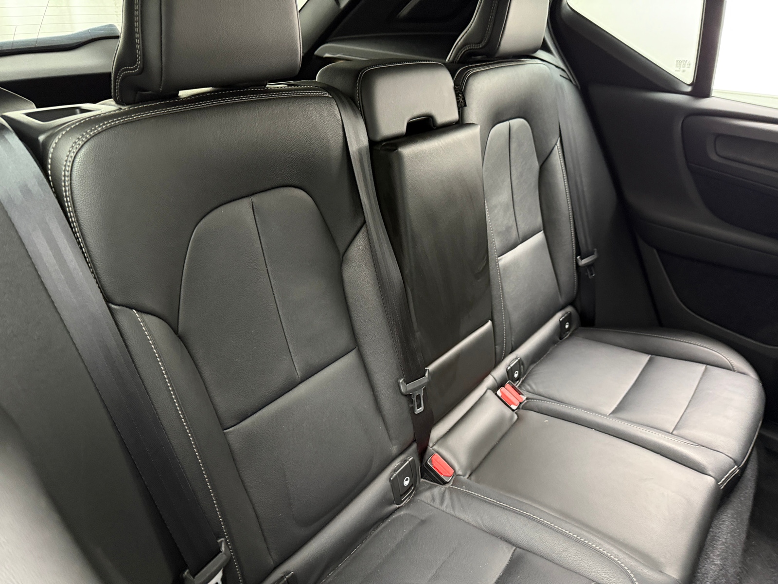 Thumbnail: 2019 Volvo XC40 - 5