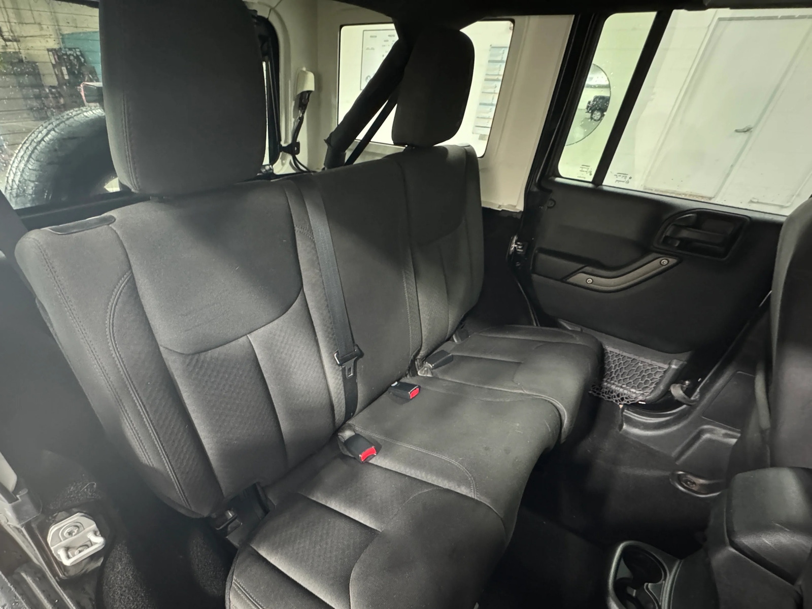 Thumbnail: 2017 Jeep Wrangler - 6