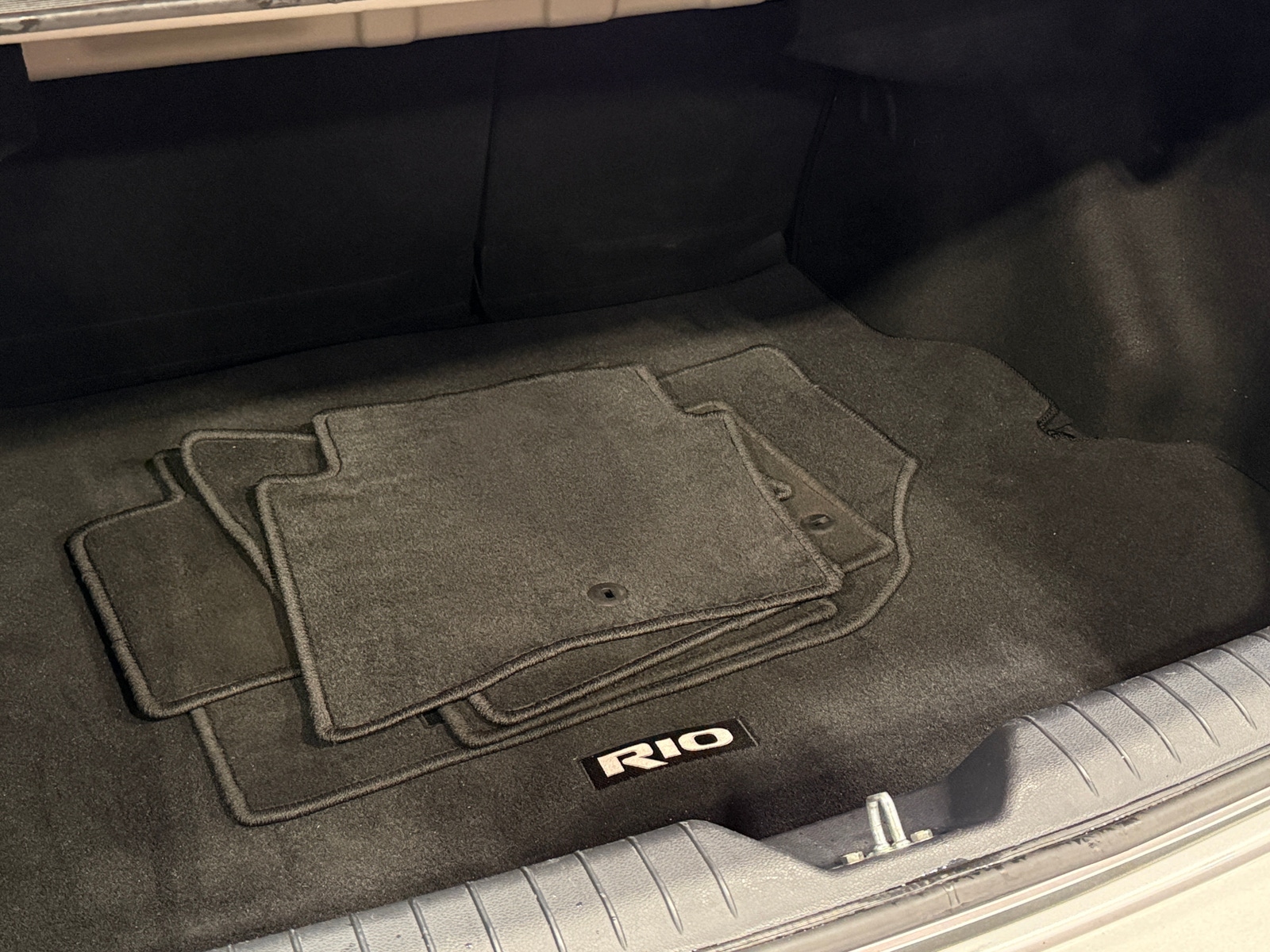 Thumbnail: 2017 Kia Rio - 7