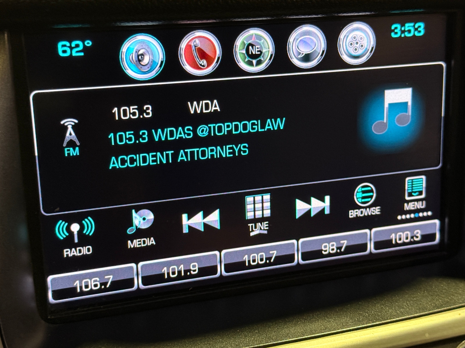 Thumbnail: 2018 GMC Yukon XL - 3