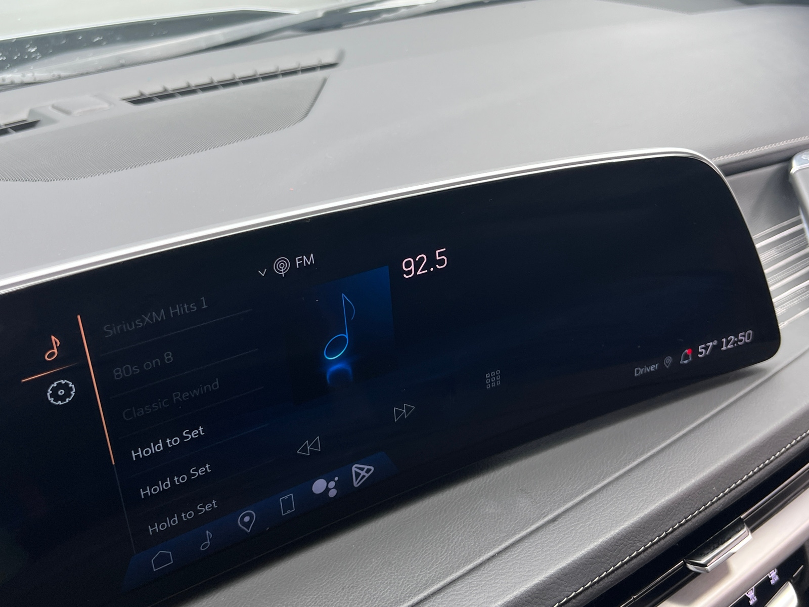 Thumbnail: 2024 Cadillac XT4 - 3