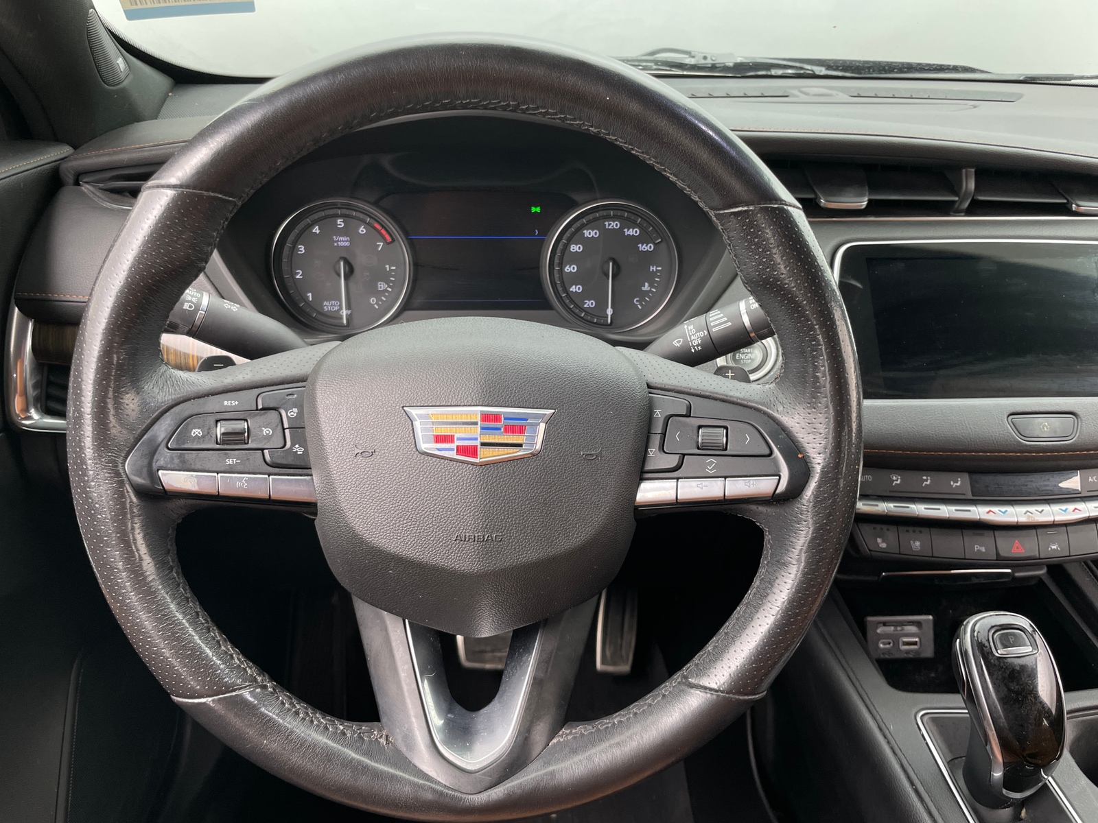 Thumbnail: 2020 Cadillac XT4 - 4