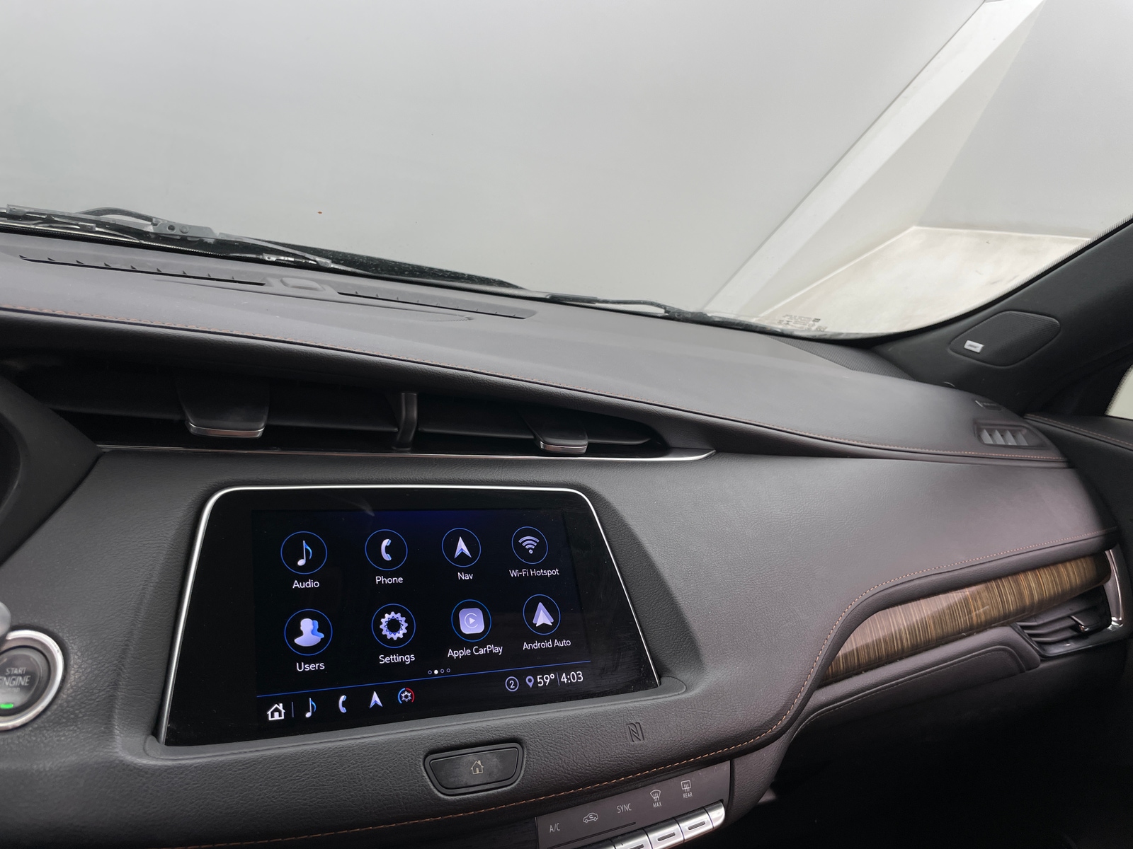 Thumbnail: 2020 Cadillac XT4 - 3