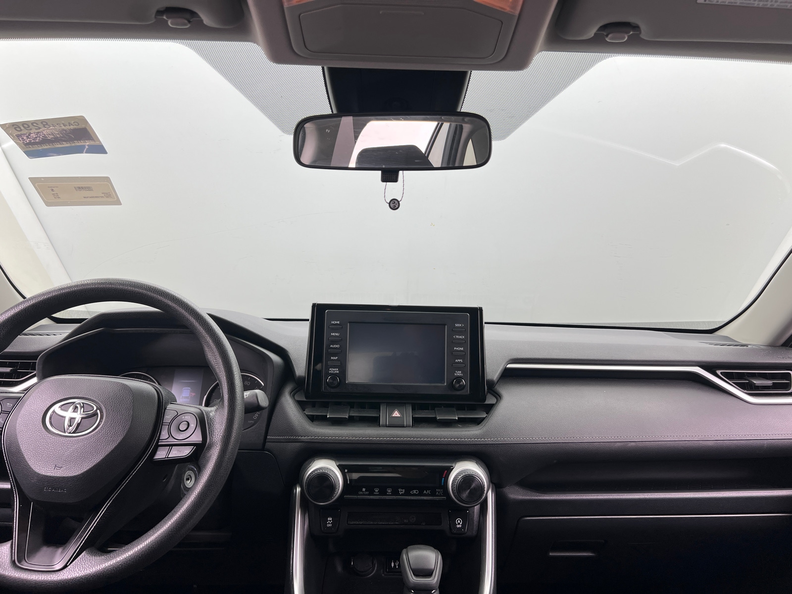 Thumbnail: 2019 Toyota RAV4 - 3