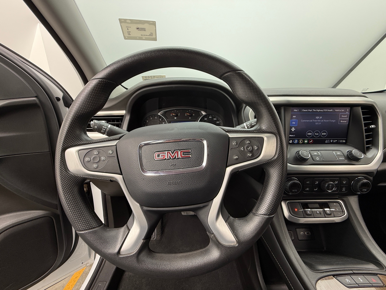 Thumbnail: 2023 GMC Acadia - 5