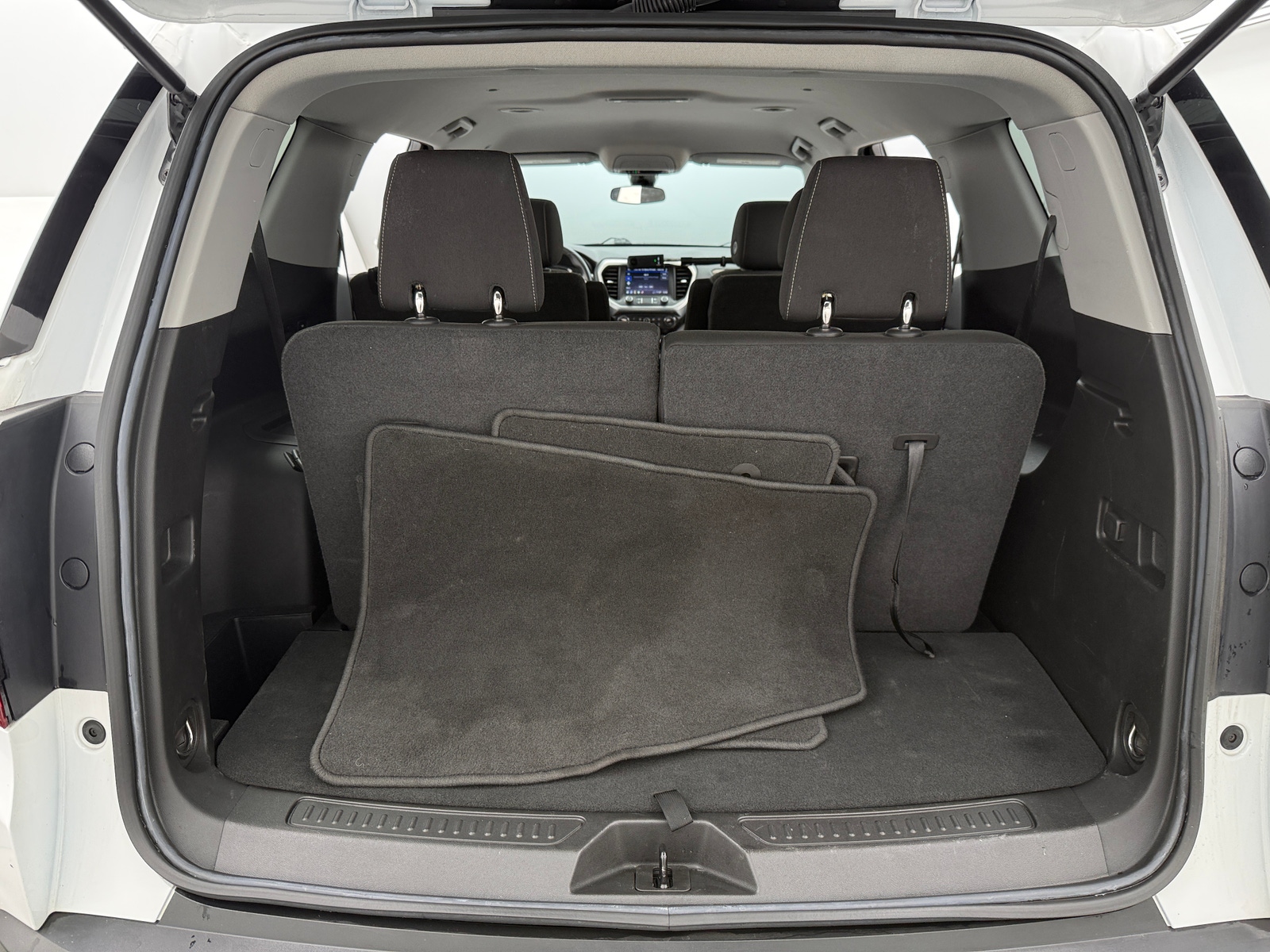 Thumbnail: 2023 GMC Acadia - 7