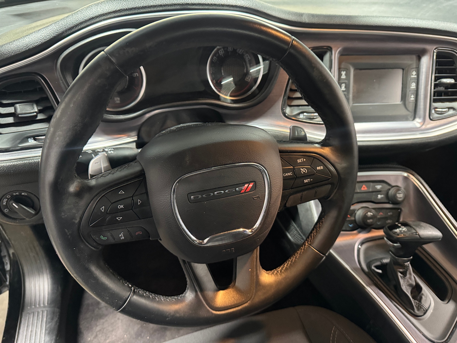 Thumbnail: 2017 Dodge Challenger - 4