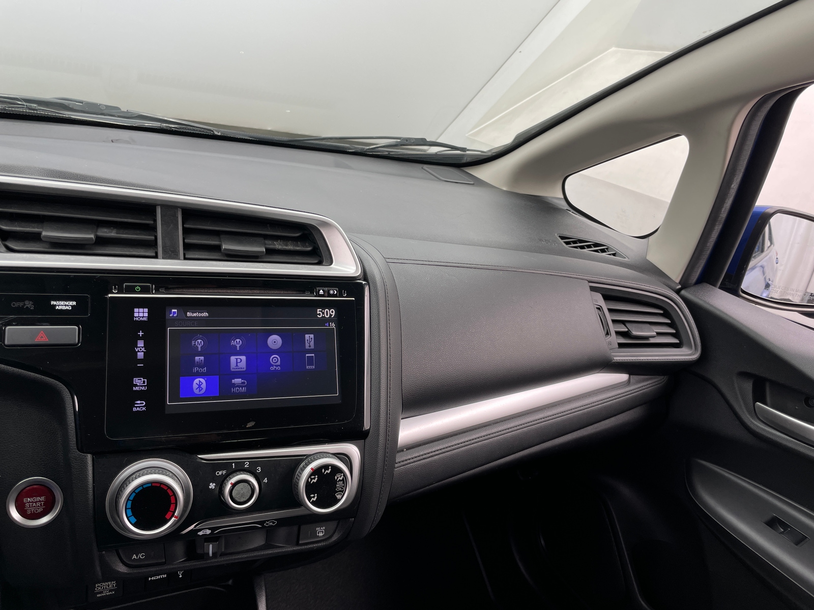 Thumbnail: 2017 Honda Fit - 4