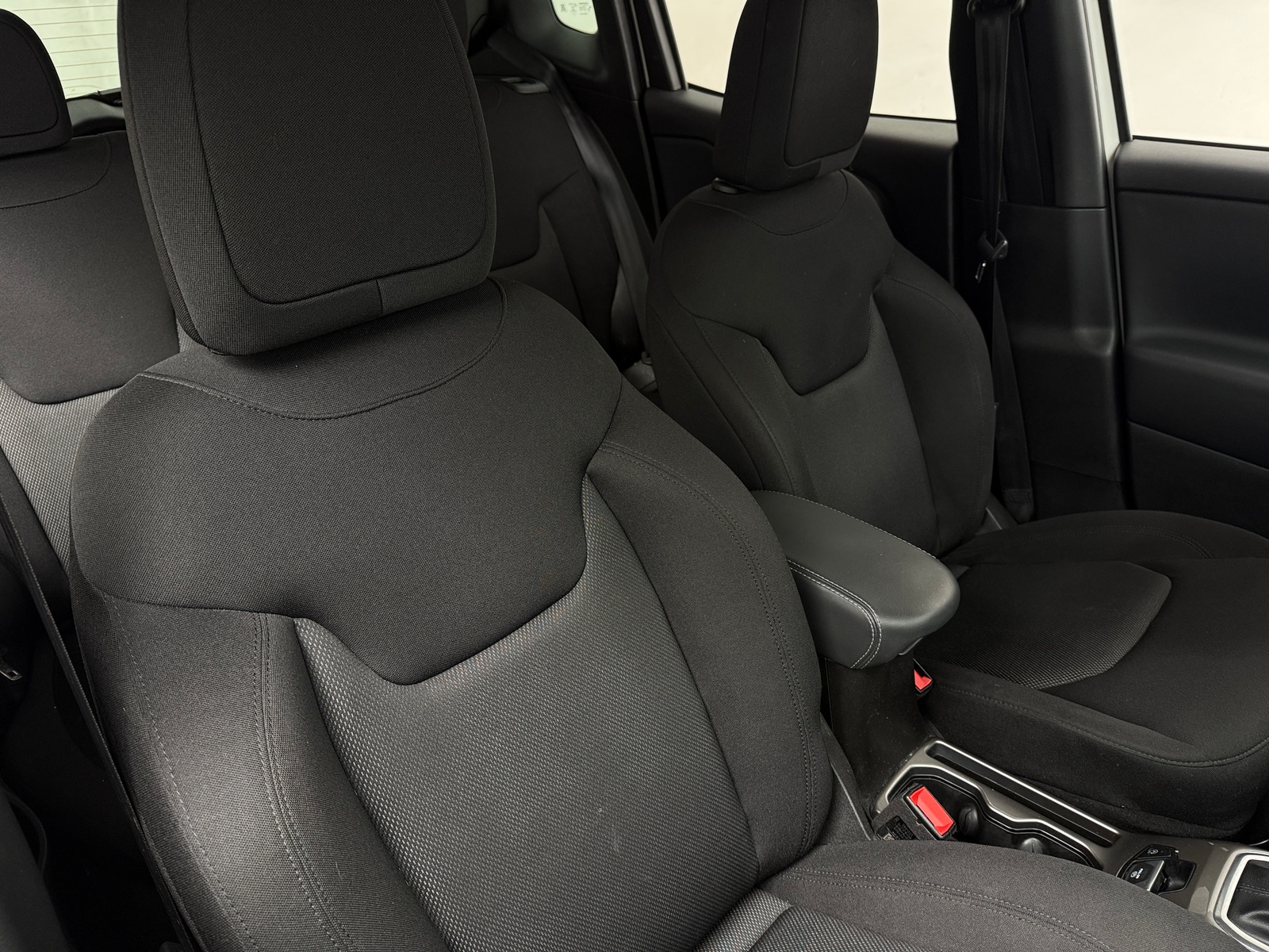 Thumbnail: 2022 Jeep Renegade - 2