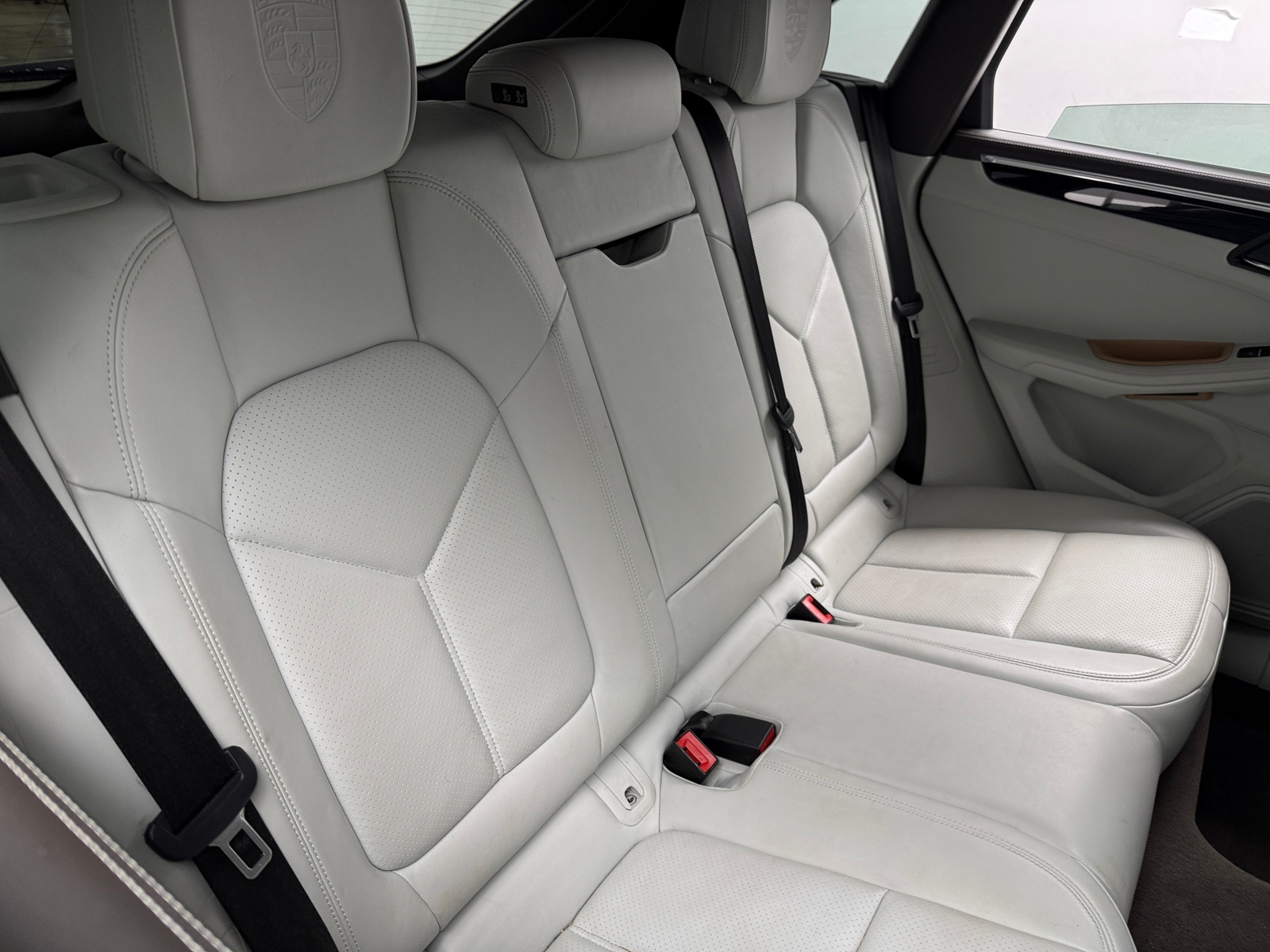 Thumbnail: 2020 Porsche Macan - 5