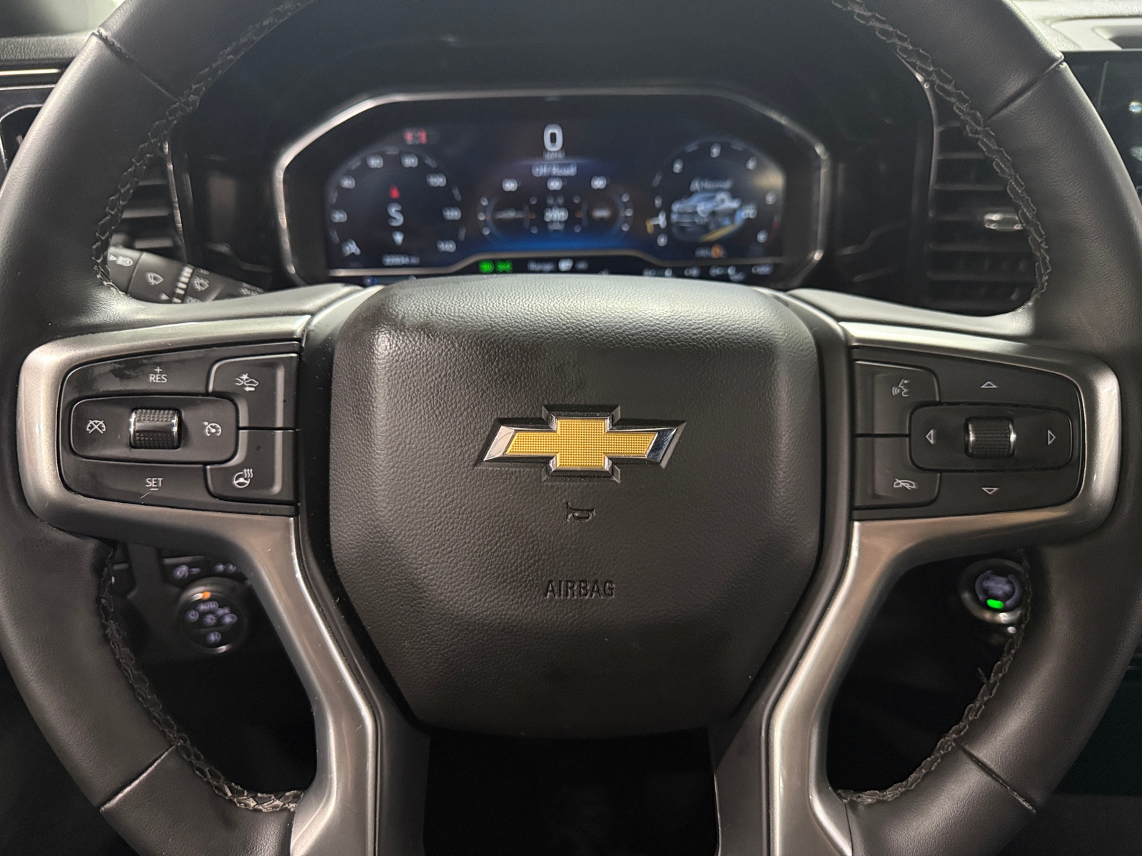 Thumbnail: 2024 Chevrolet Silverado 2500 - 5