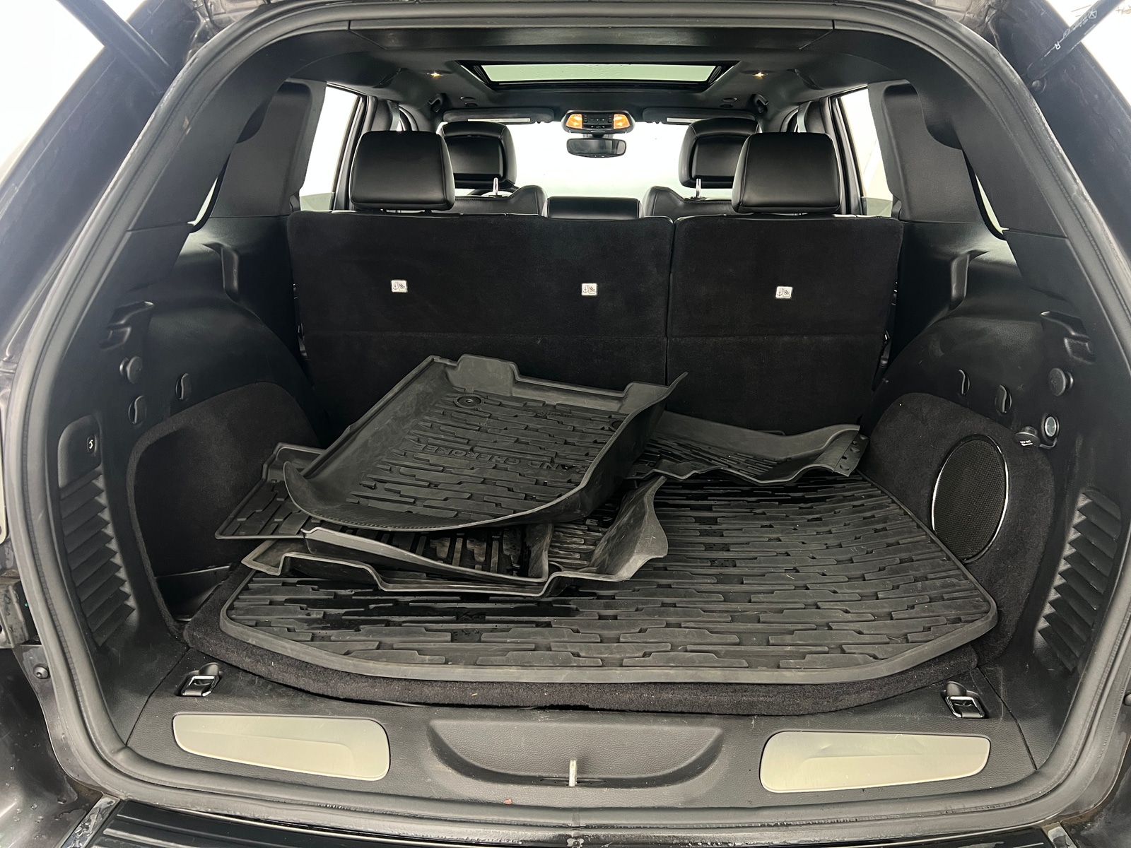 Thumbnail: 2019 Jeep Grand Cherokee - 6