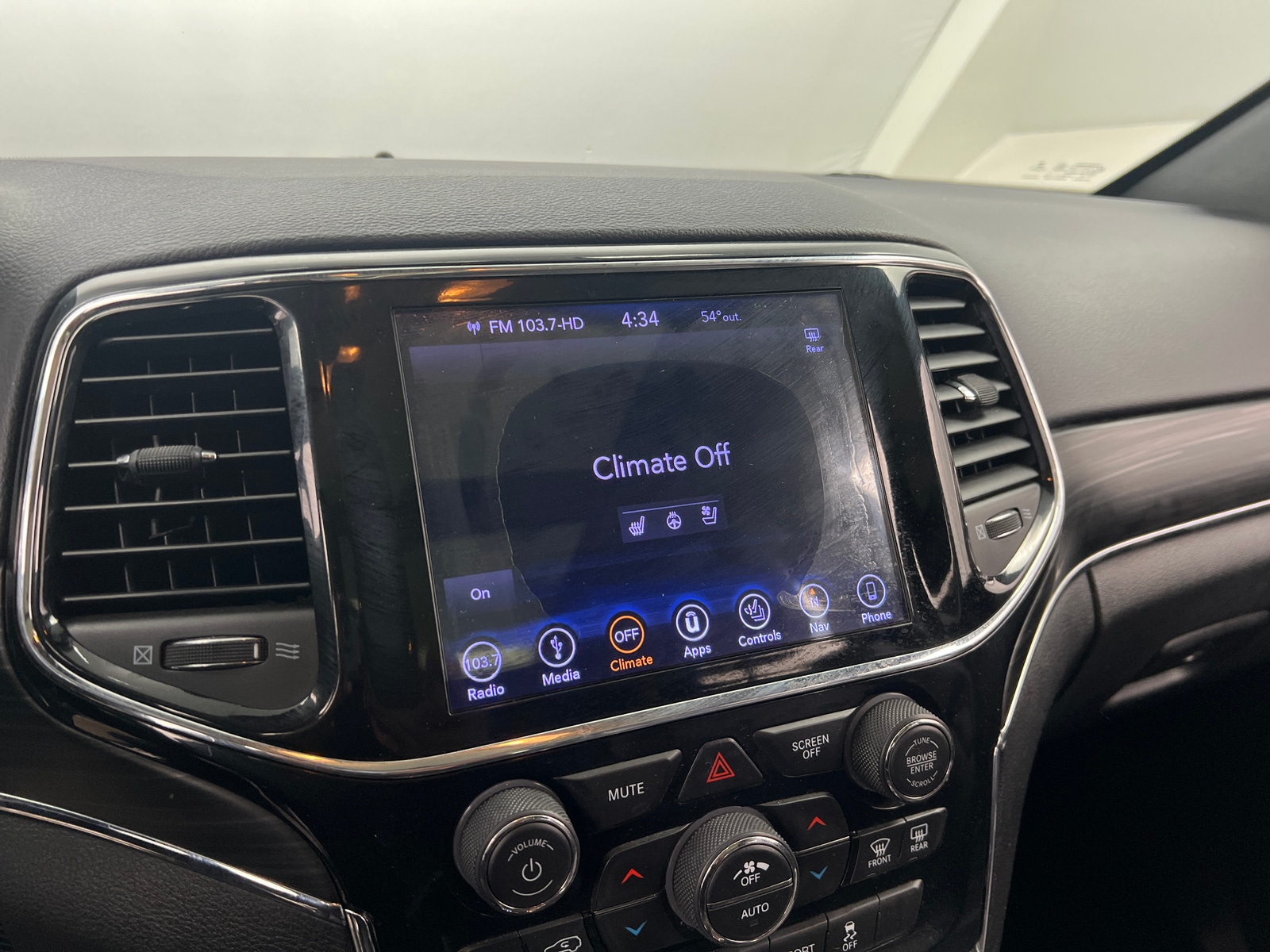 Thumbnail: 2019 Jeep Grand Cherokee - 3