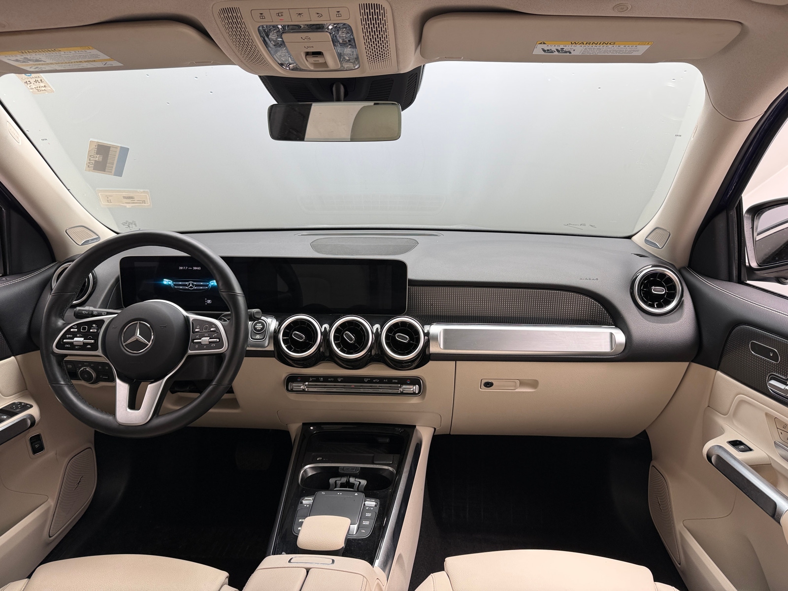 Thumbnail: 2021 Mercedes-Benz GLB - 2